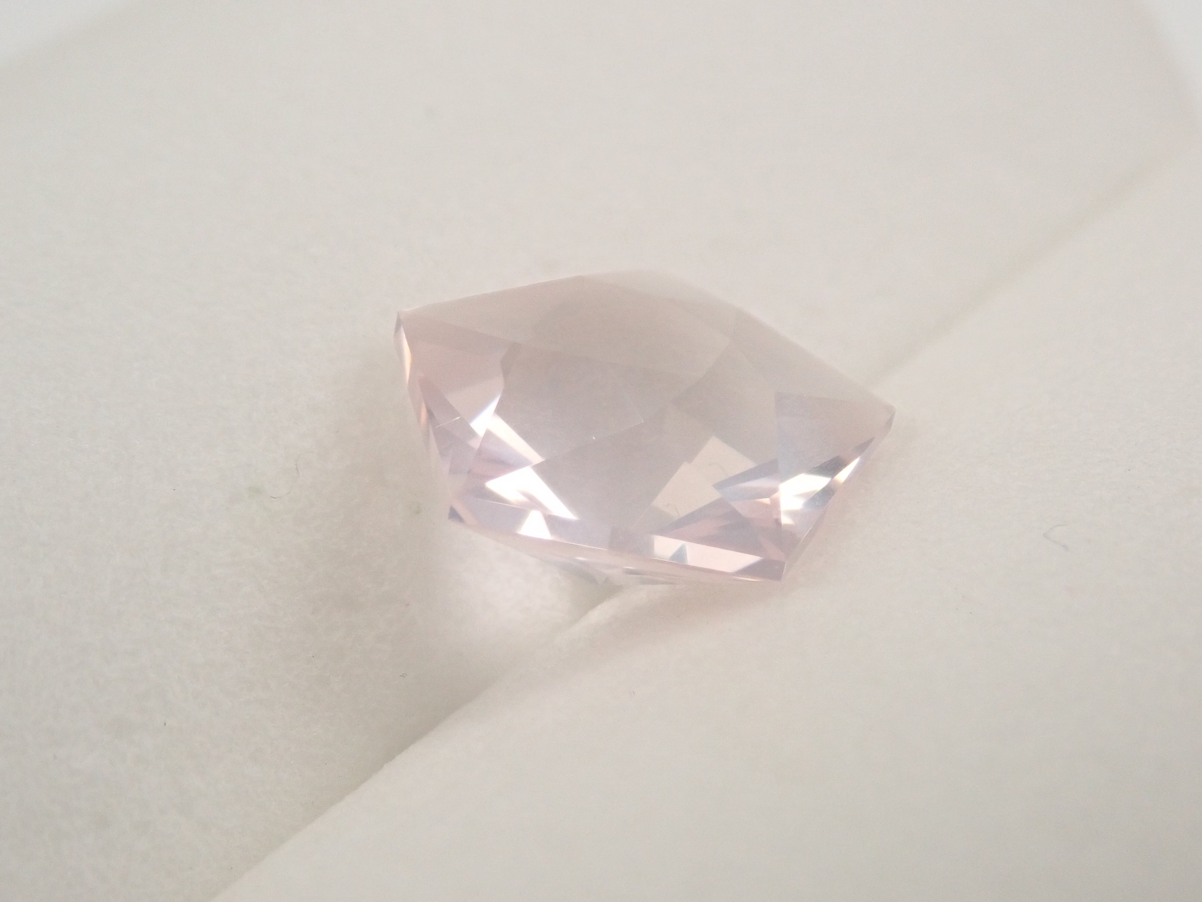 [12/13 22:00] Brazilian Rose Quartz 2.167ct Loose Stone