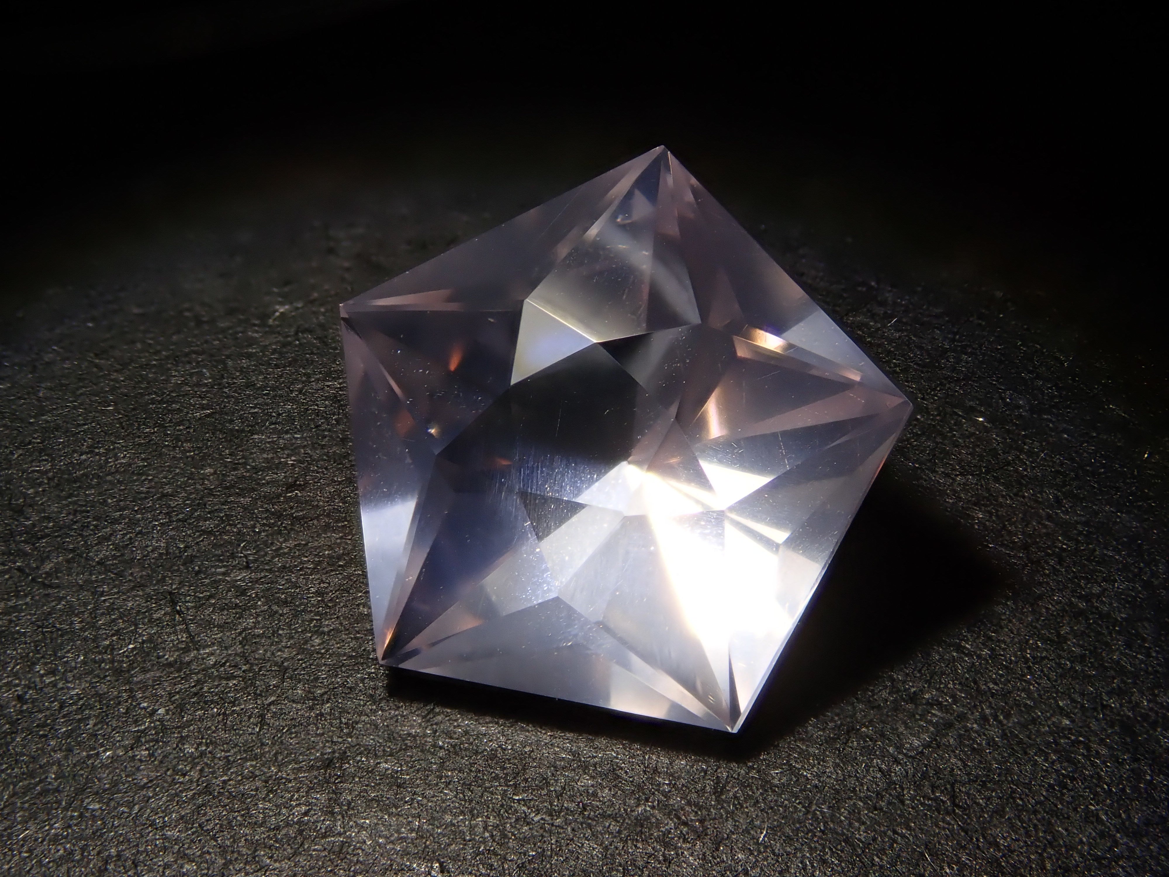 [12/13 22:00] Brazilian Rose Quartz 2.167ct Loose Stone