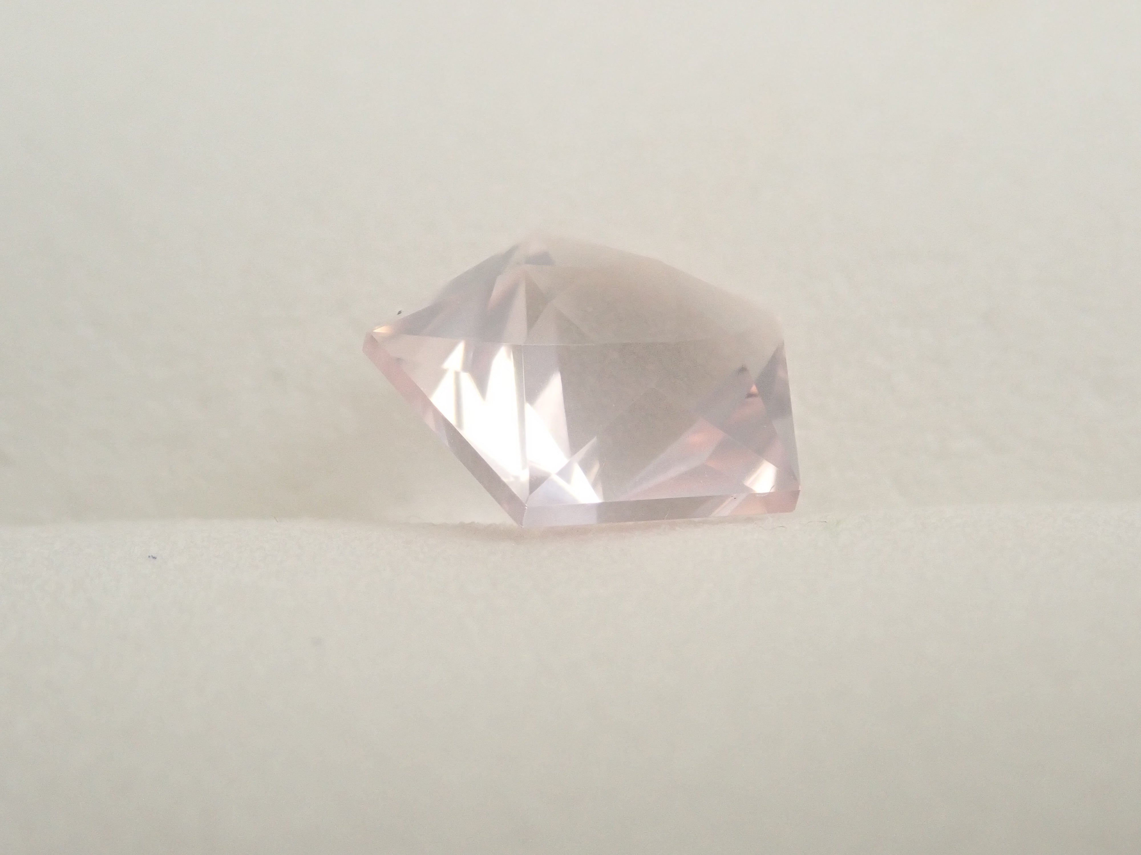 [12561439] Rose Quartz 1.793ct Loose Stone