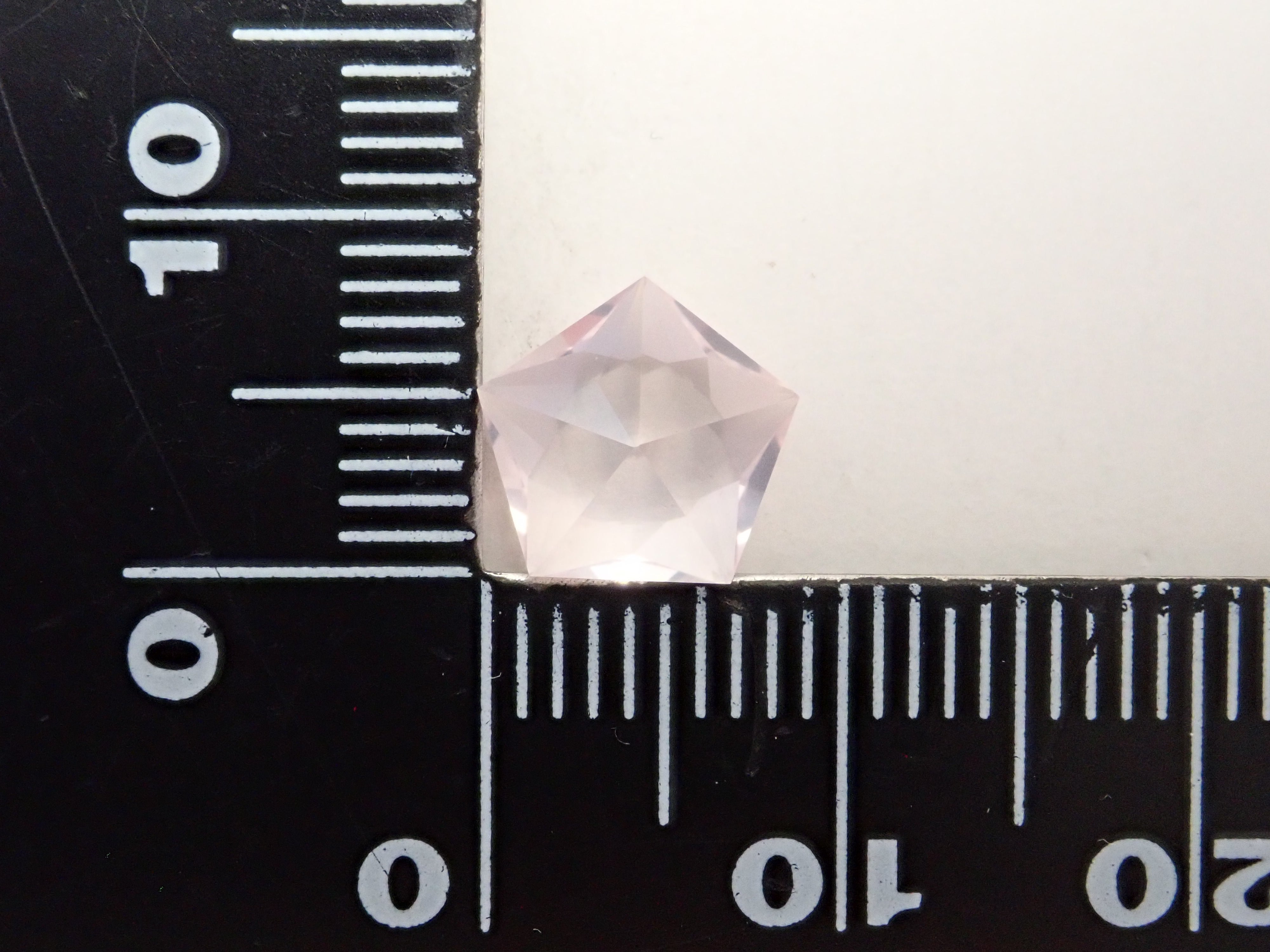 [12561439] Rose Quartz 1.793ct Loose Stone