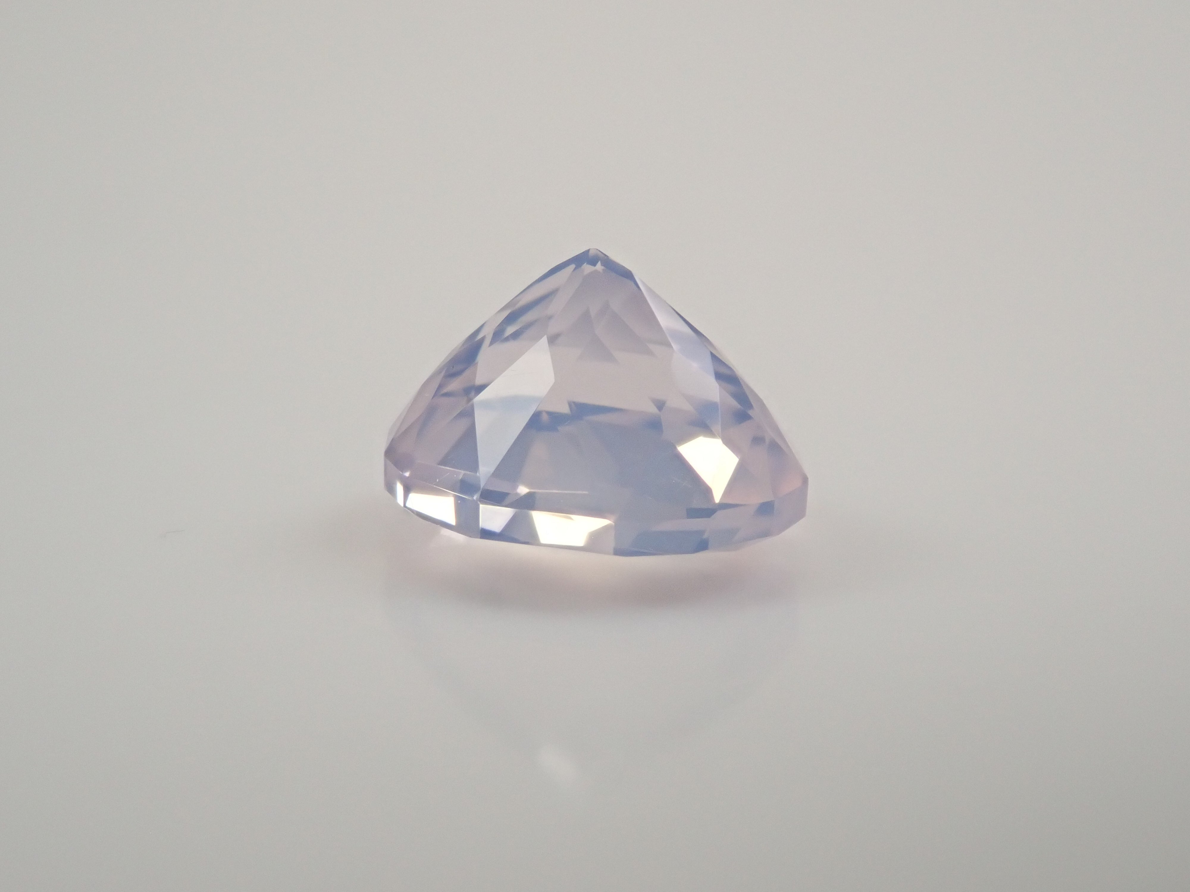 【12/9 22時販売】ブラジル産ラベンダークォーツ（スコロライト） 0.994ctルース