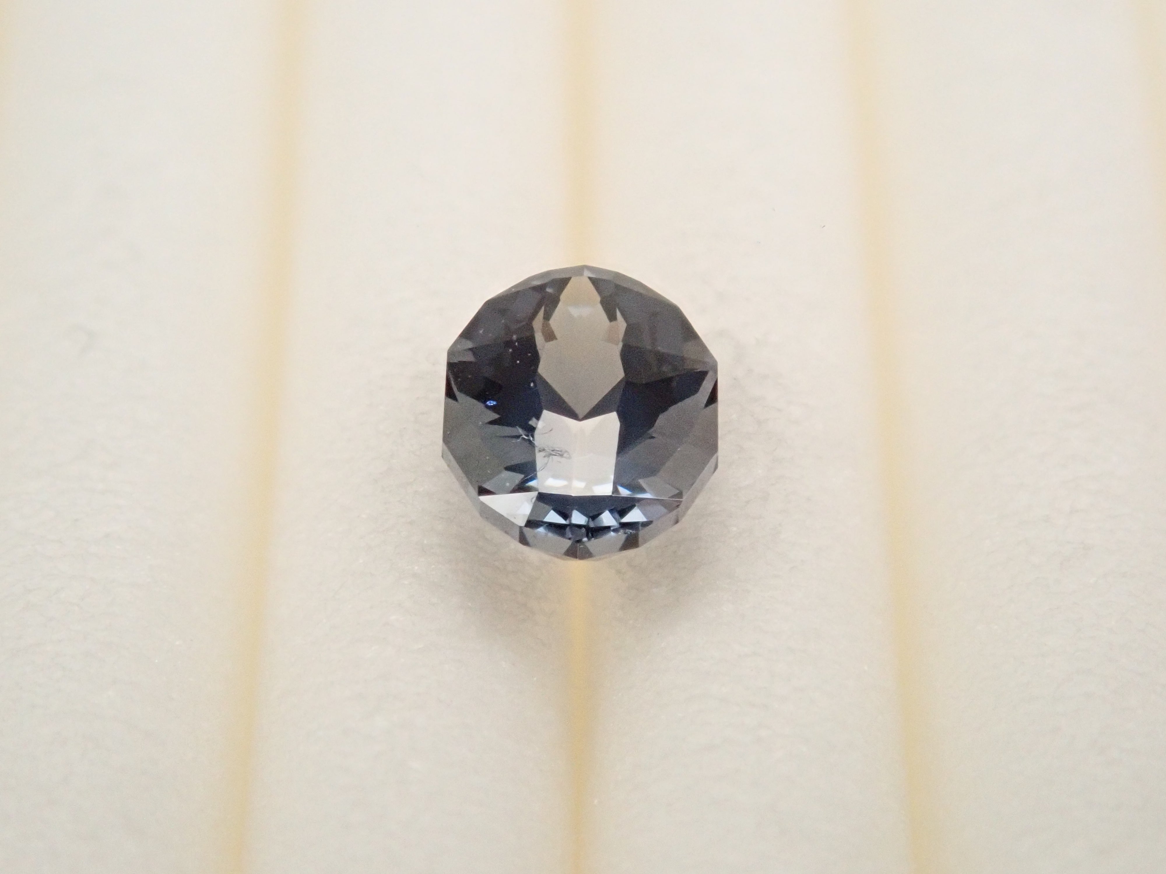 [12561445] Spinel 0.310ct Loose Stone