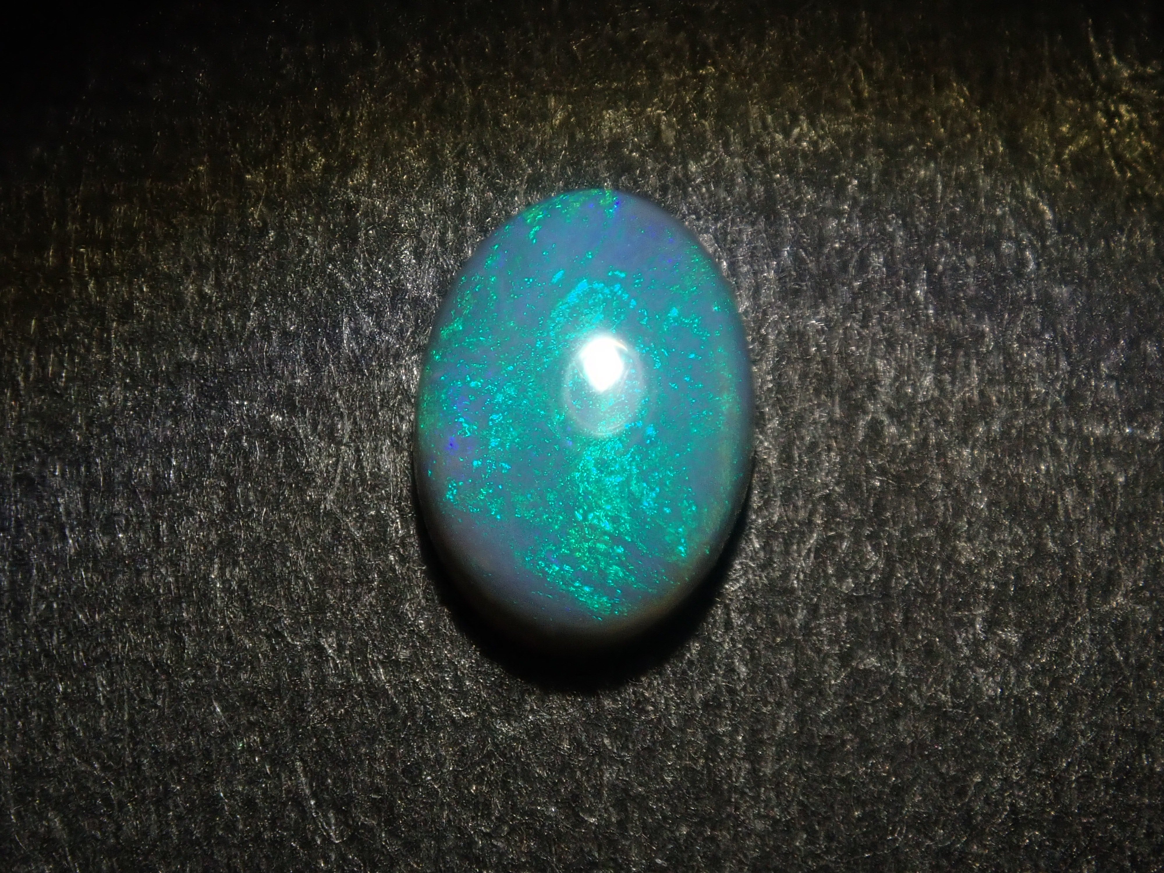 【12/13 22時販売】《限定9石》オーストラリア産ブラックオパール（セミブラックオパール含む）ガチャ1石ルース（おまけホワイトオパール1石付き）《複数購入割引有》