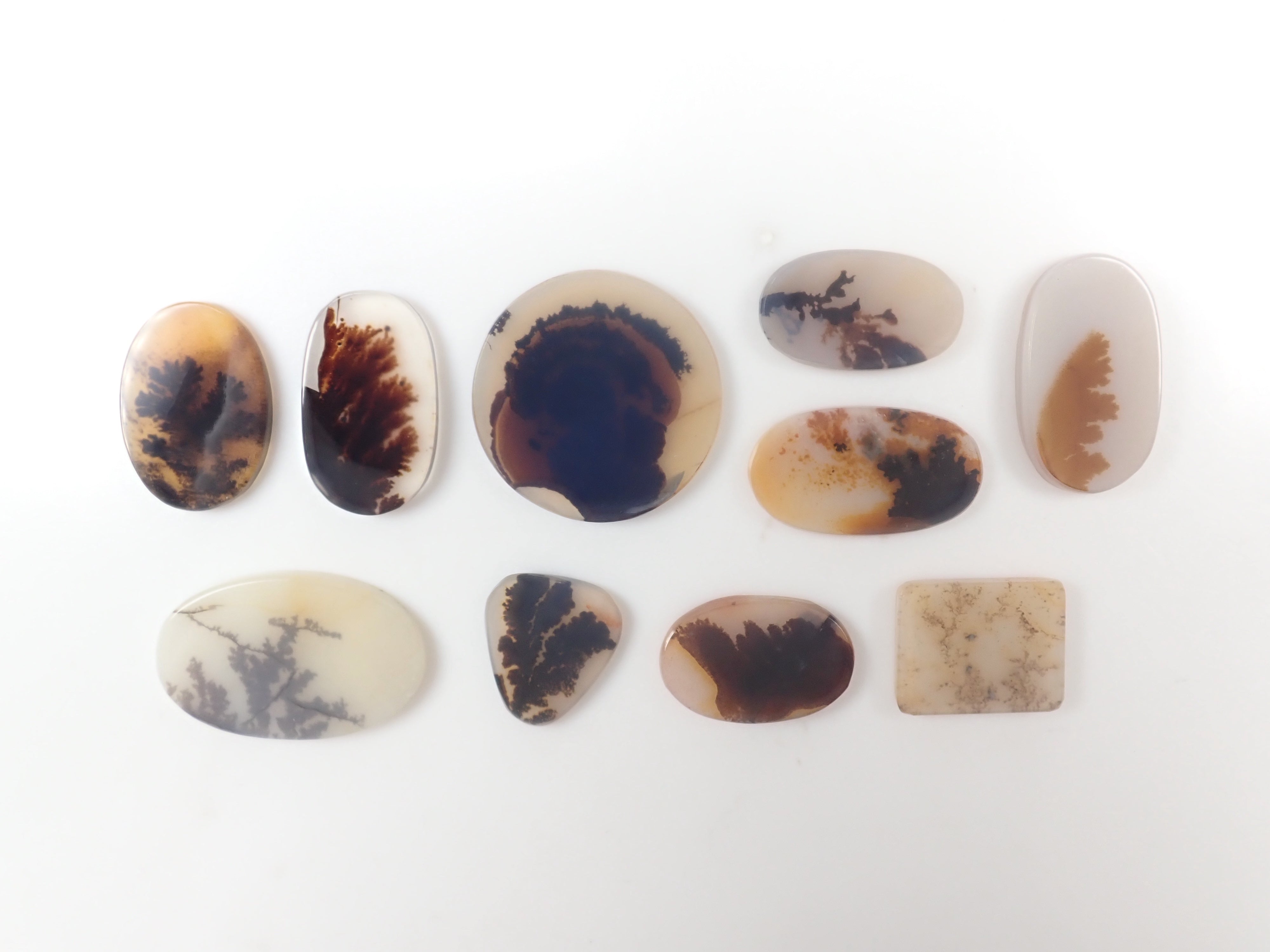 Limited to 14 stones: Brazilian dendritic quartz loose stone (average 7 carats) Multiple purchase discounts available