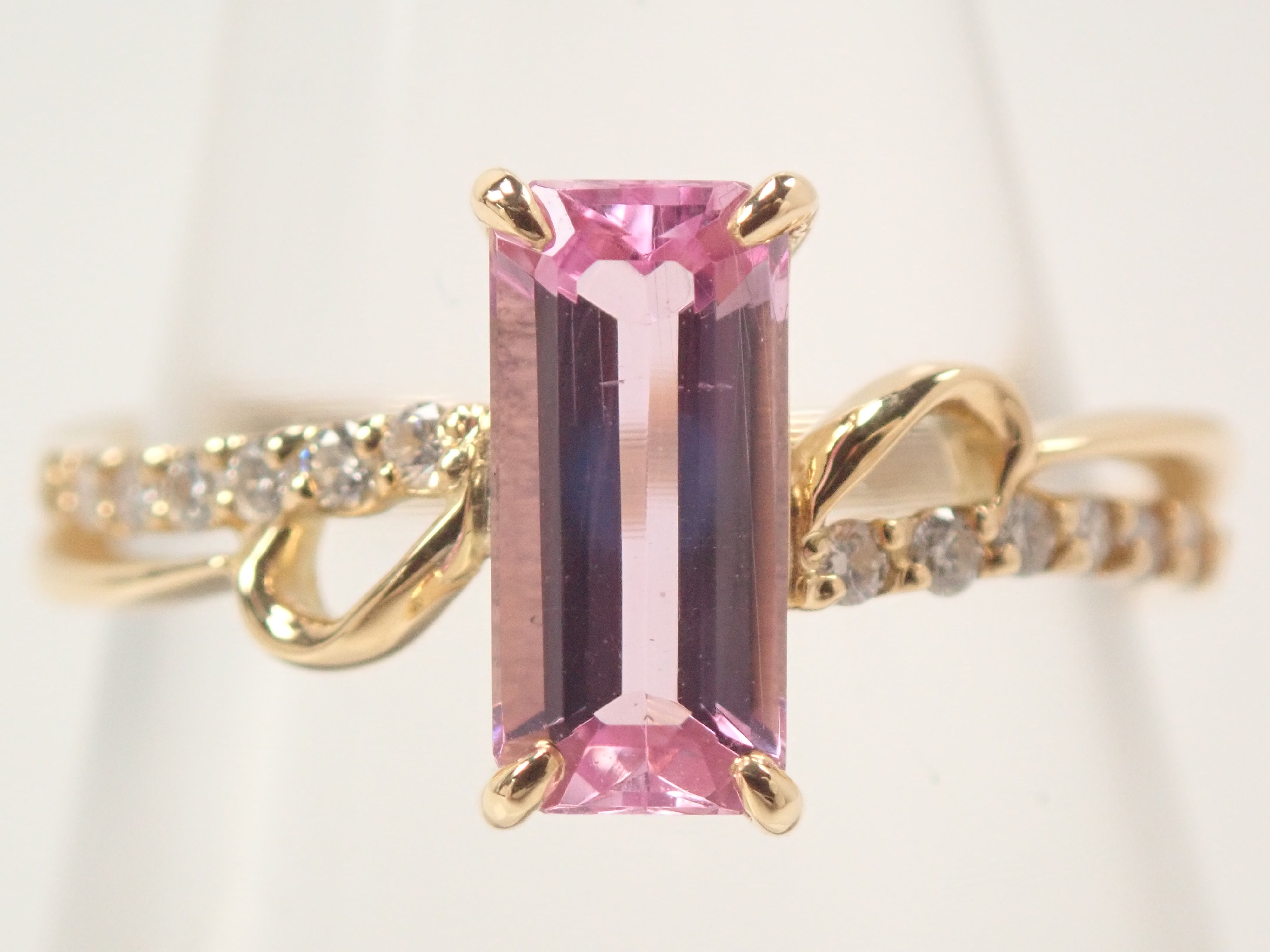 【抽選販売0201_08】K18YG ブラジル産ピンクインペリアルトパーズ 0.909ct・ダイヤモンドリング 日独鑑