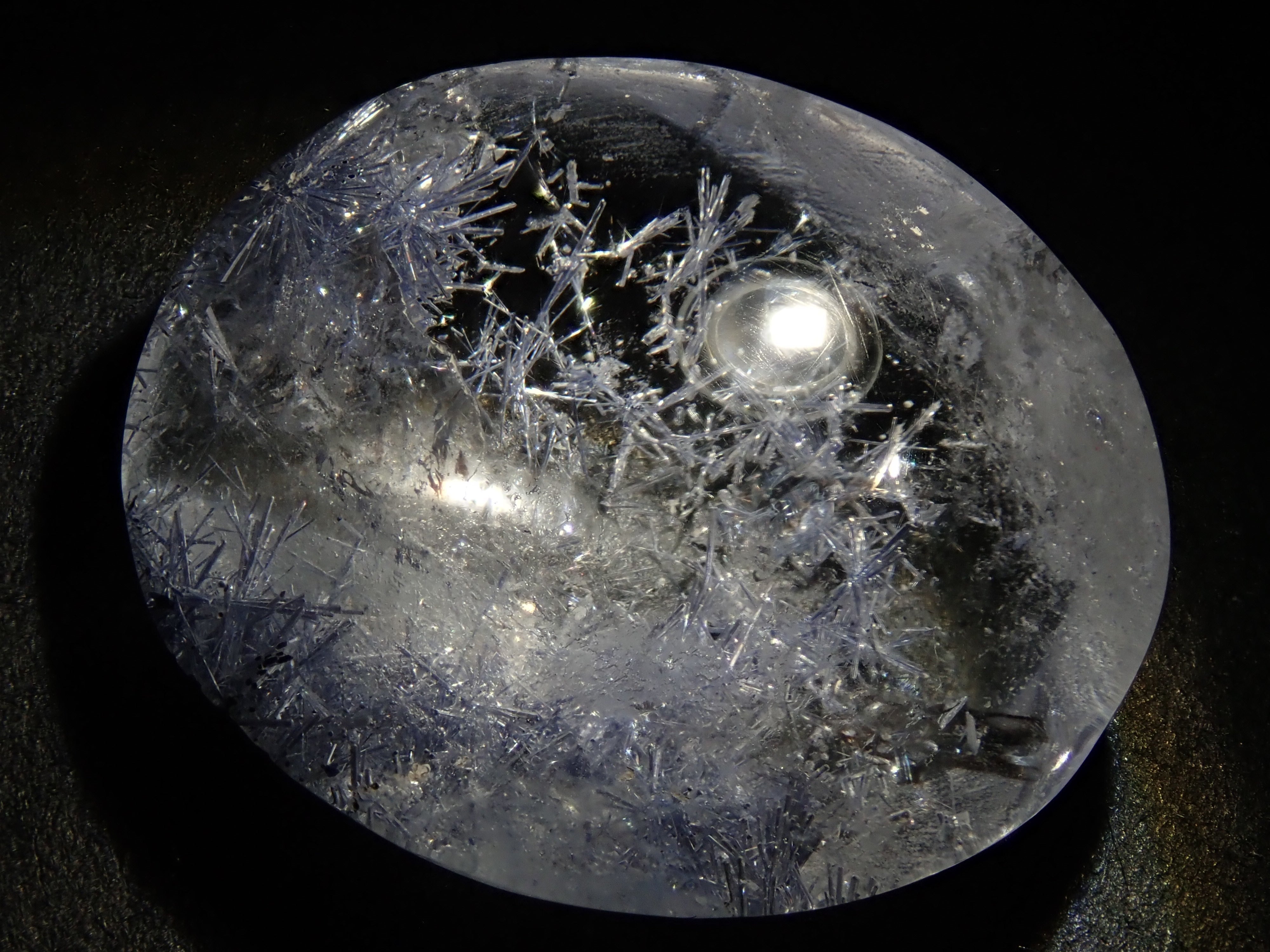 [12561489] Dumortierite in Quartz 16.250ct Loose Stone