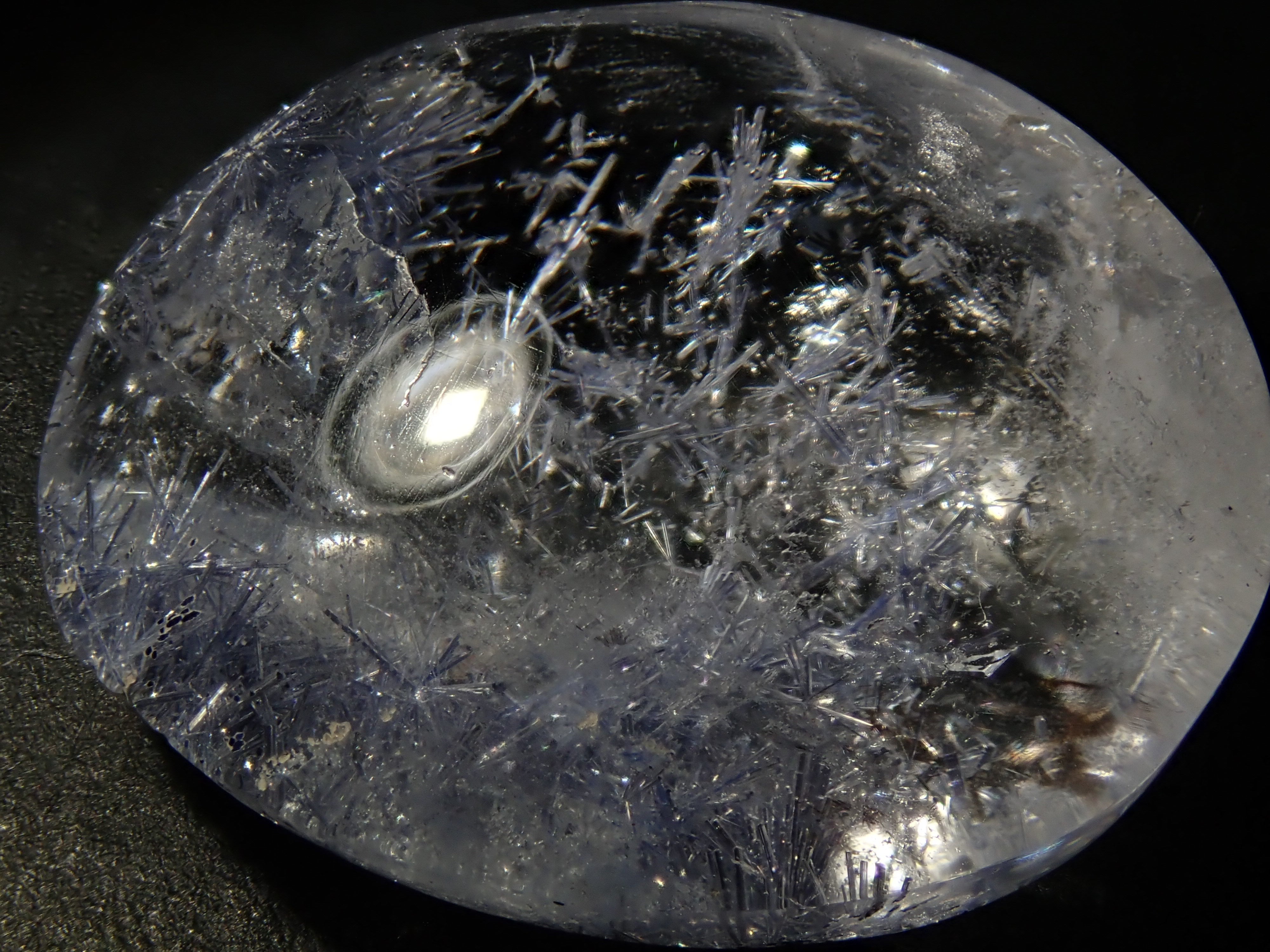 [12561489] Dumortierite in Quartz 16.250ct Loose Stone