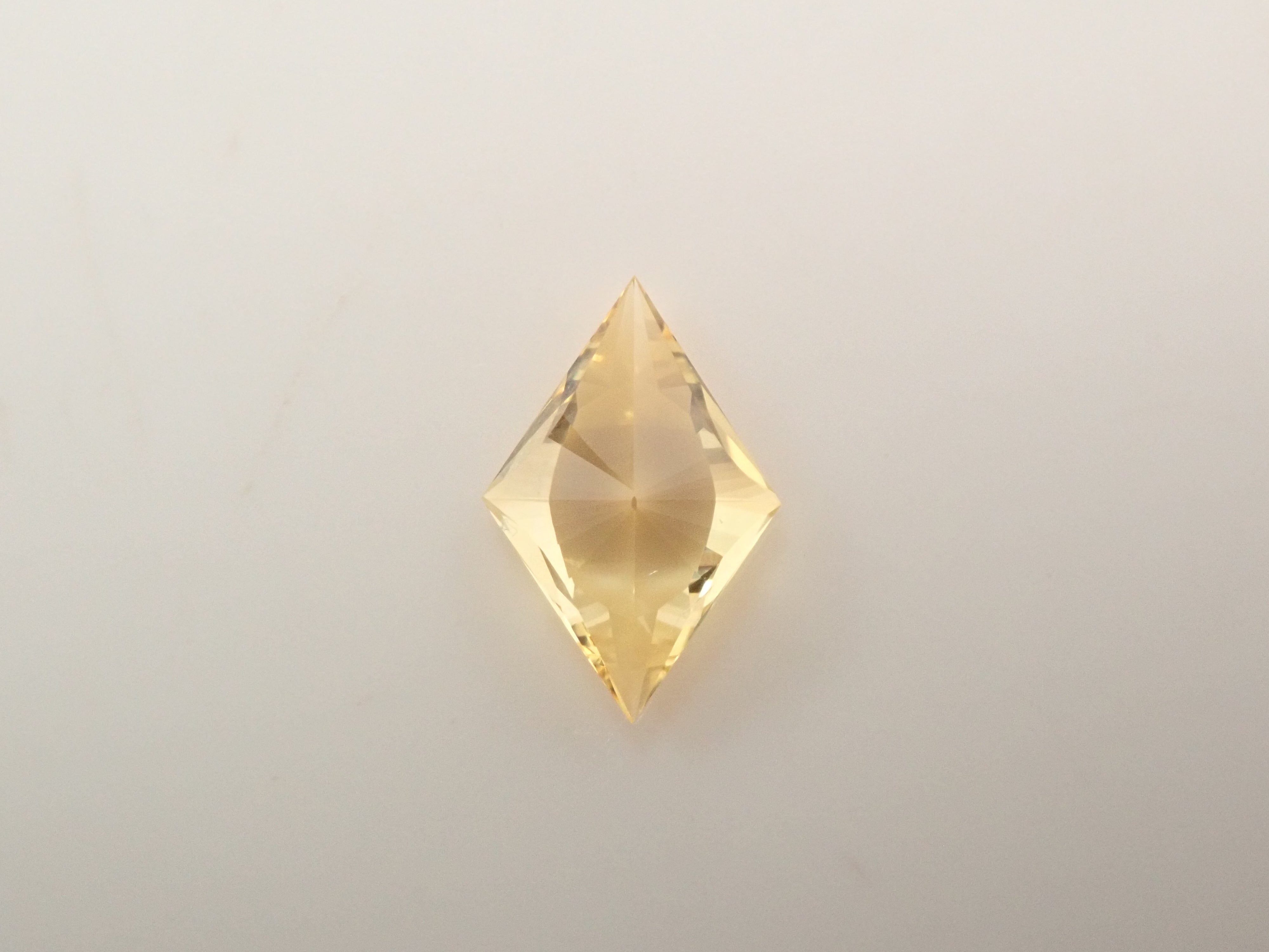 [12561455] Yellow sapphire 0.508ct loose stone