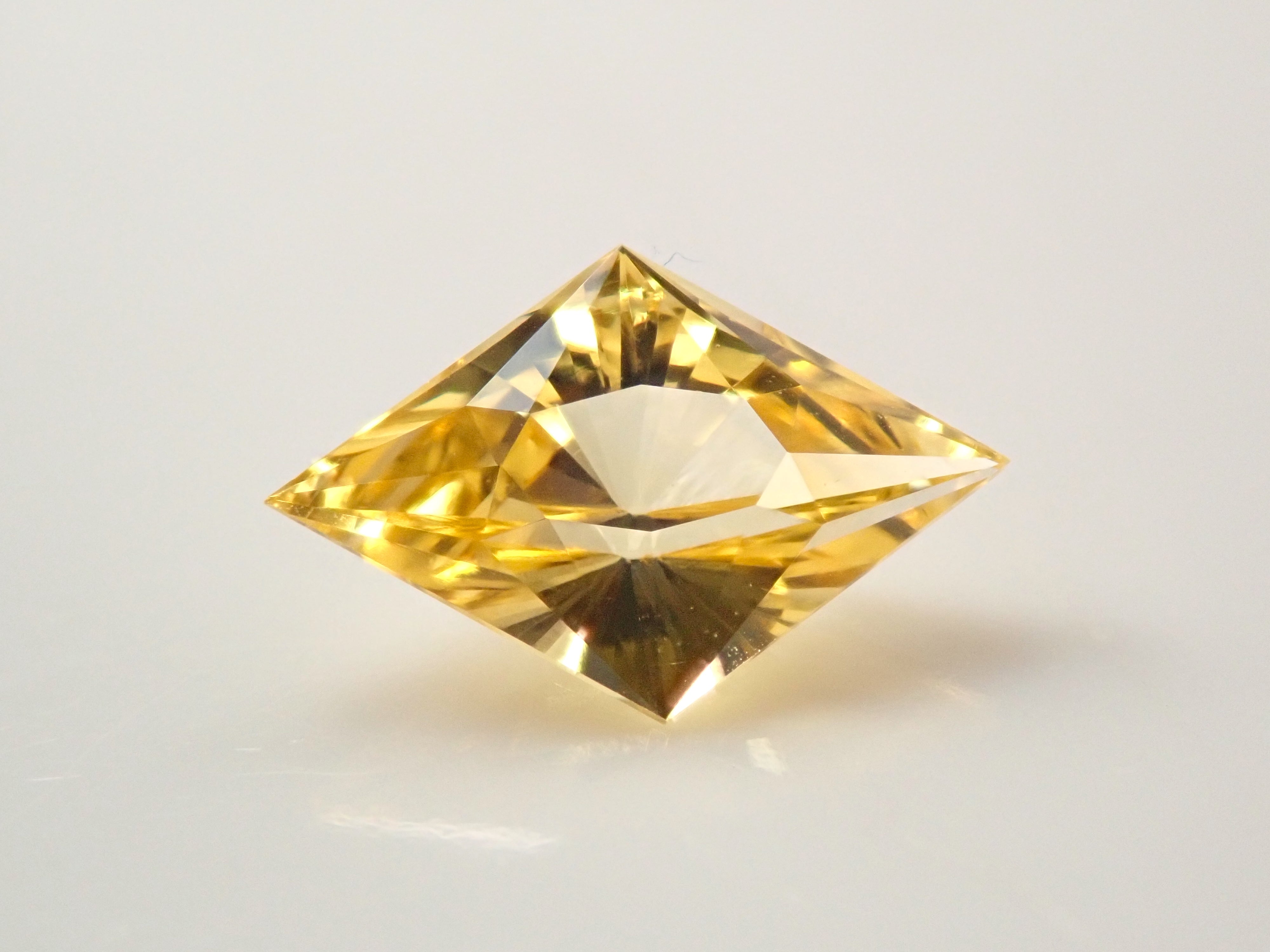 [12561455] Yellow sapphire 0.508ct loose stone