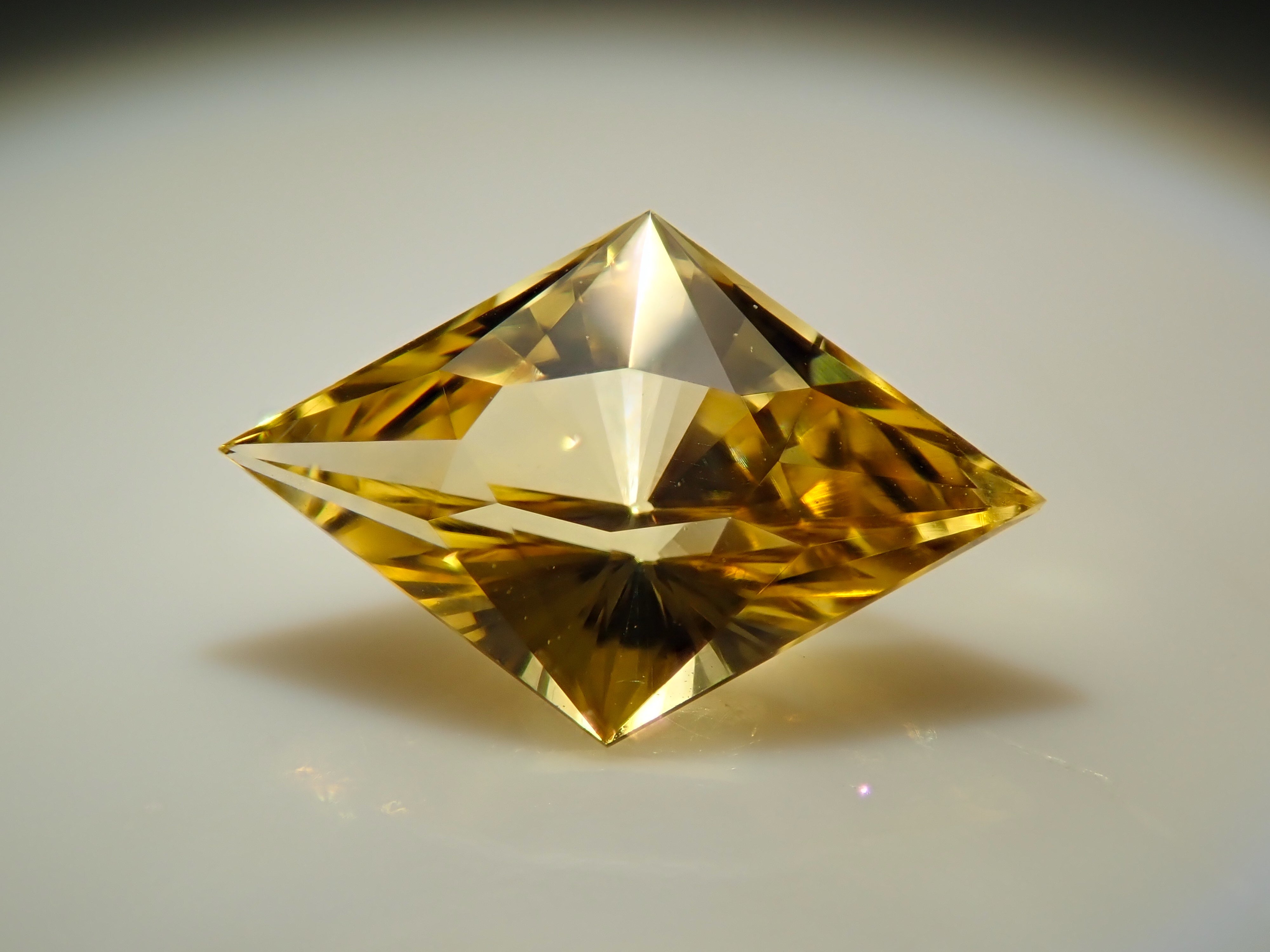[12561455] Yellow sapphire 0.508ct loose stone