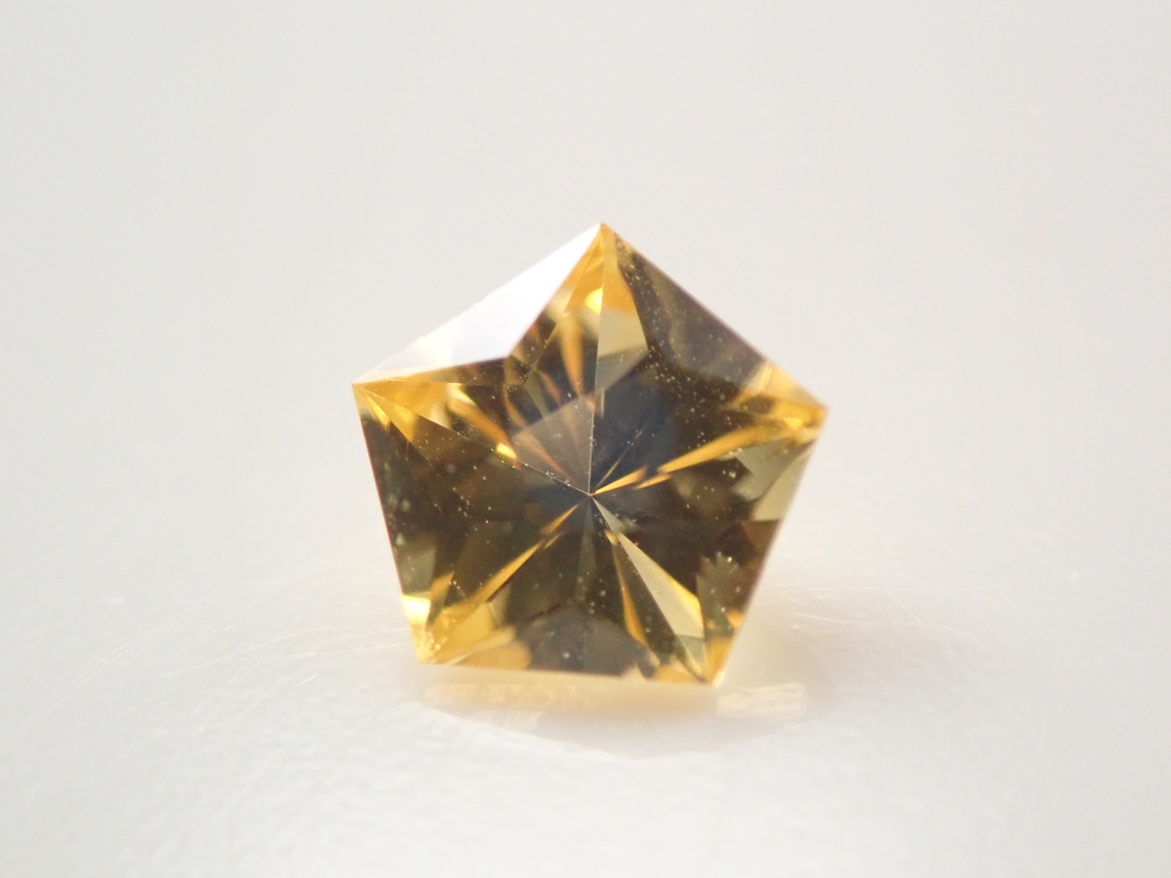 【12/16 22時販売】スリランカ産イエローサファイア 0.182ctルース