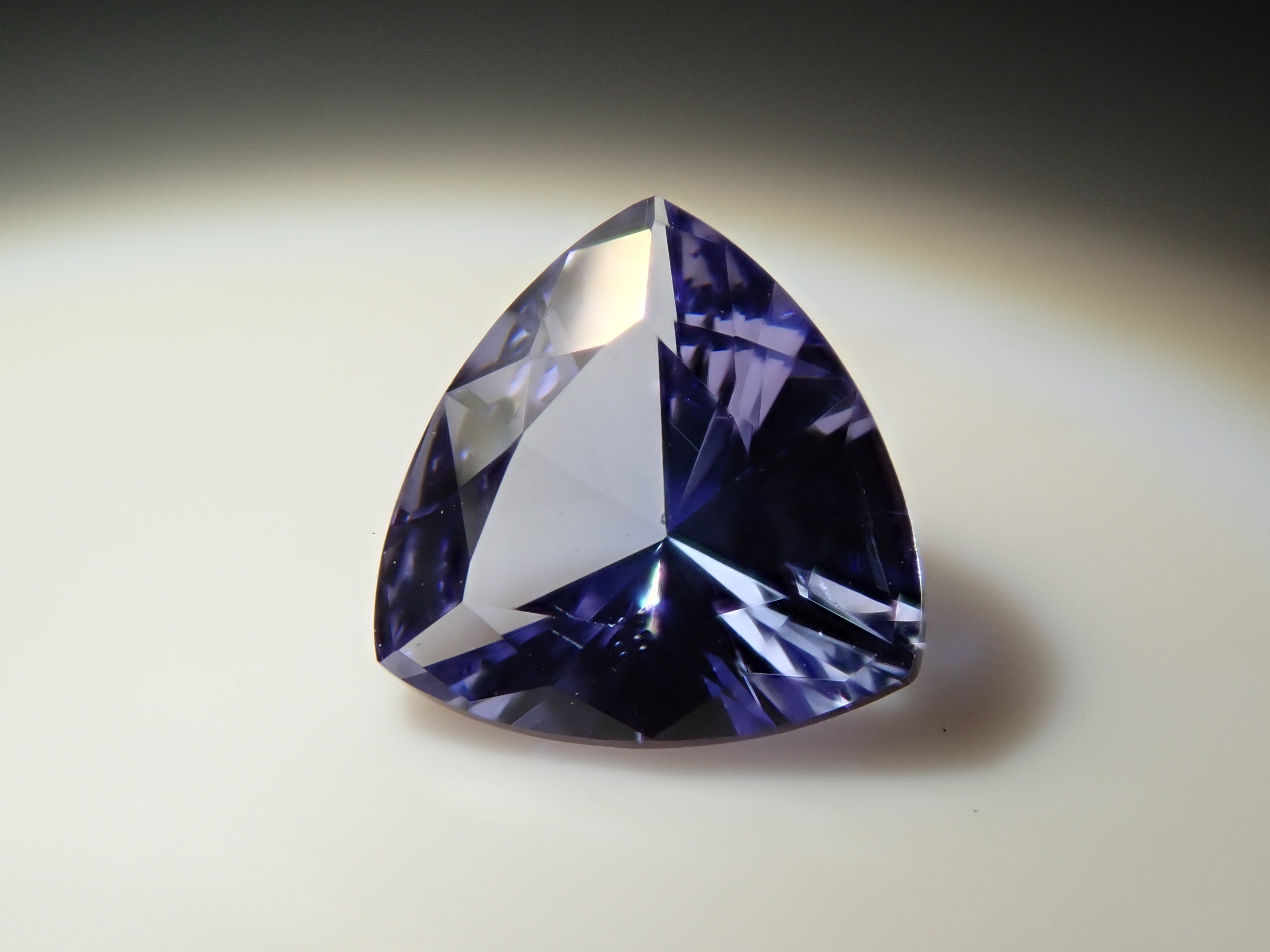 【12/13 22時販売】タンザニア産タンザナイト 0.436ctルース