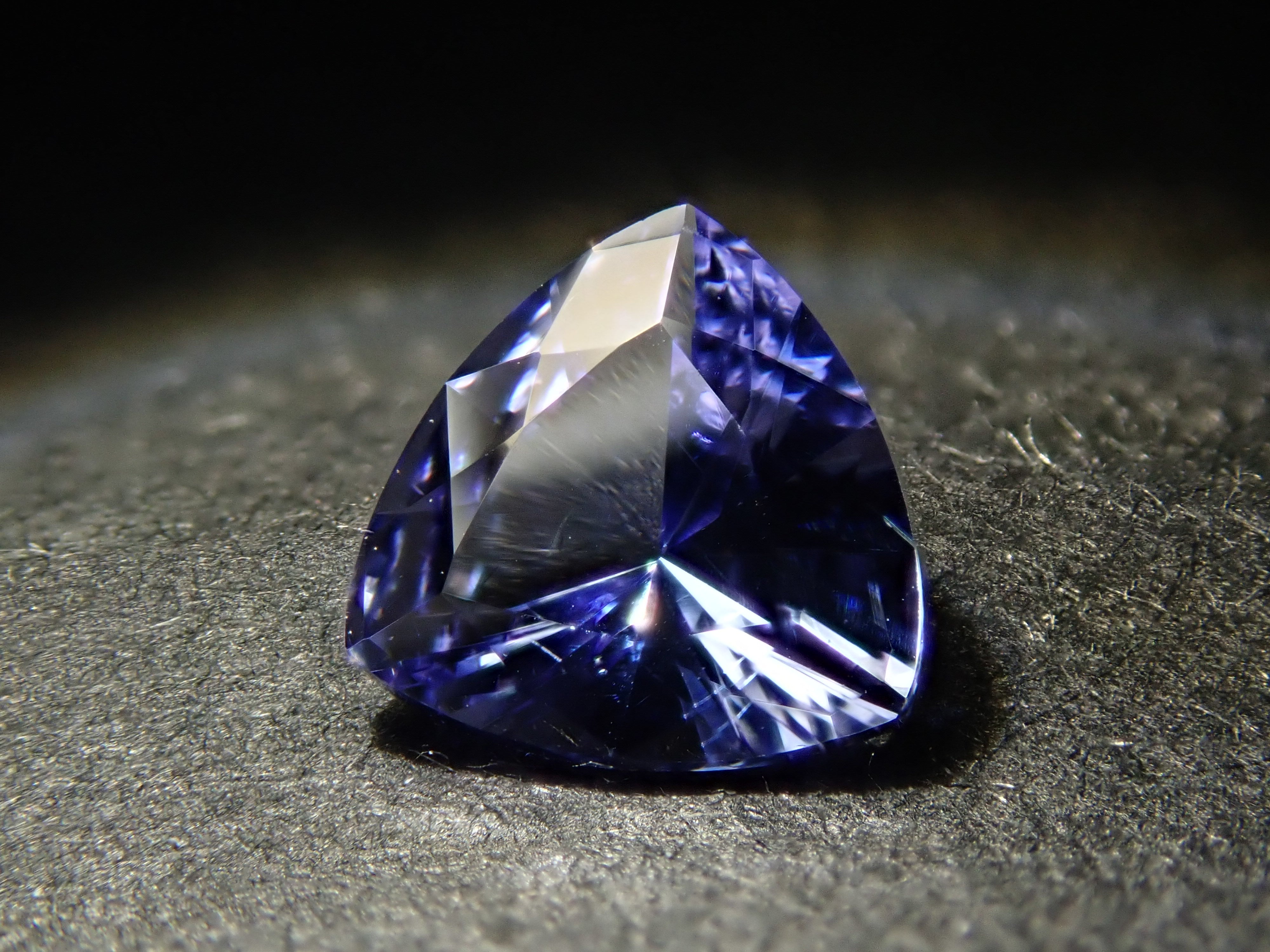 【12/13 22時販売】タンザニア産タンザナイト 0.436ctルース