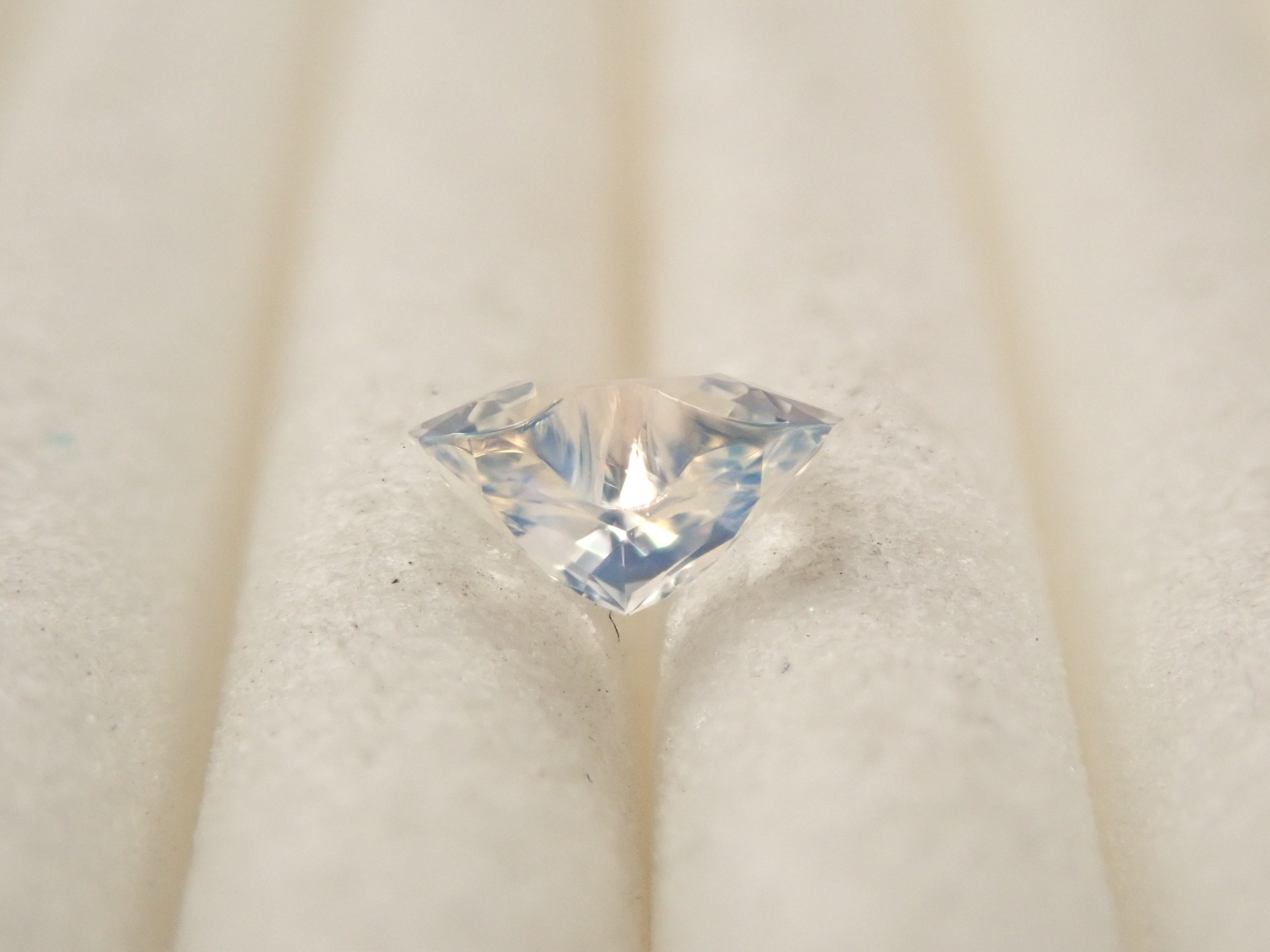 [12561466] 安山岩拉長石月光石（又稱彩虹月光石）0.178克拉裸石