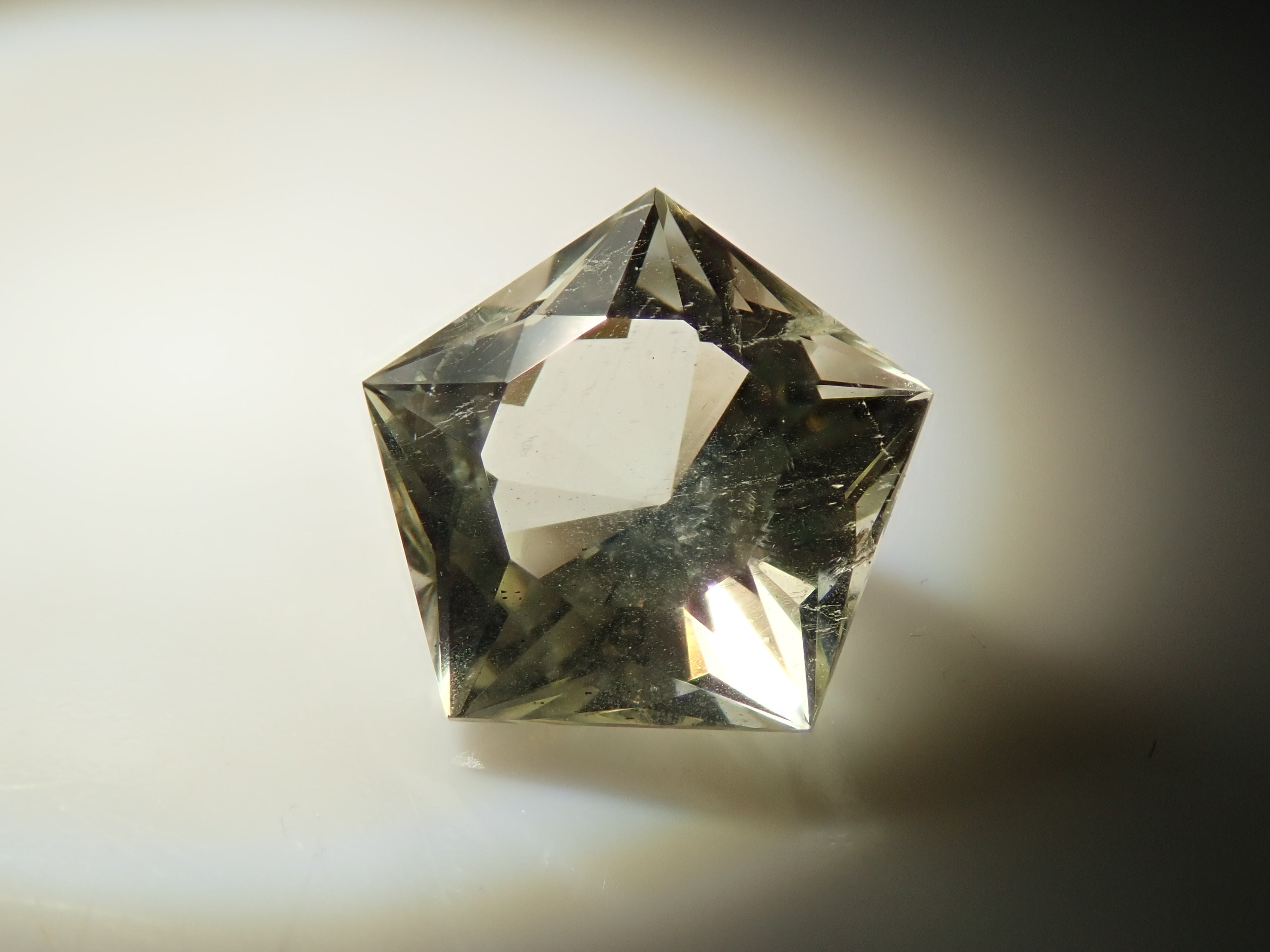 【12/14 22時販売】ブラジル産イエローベリル 0.913ctルース