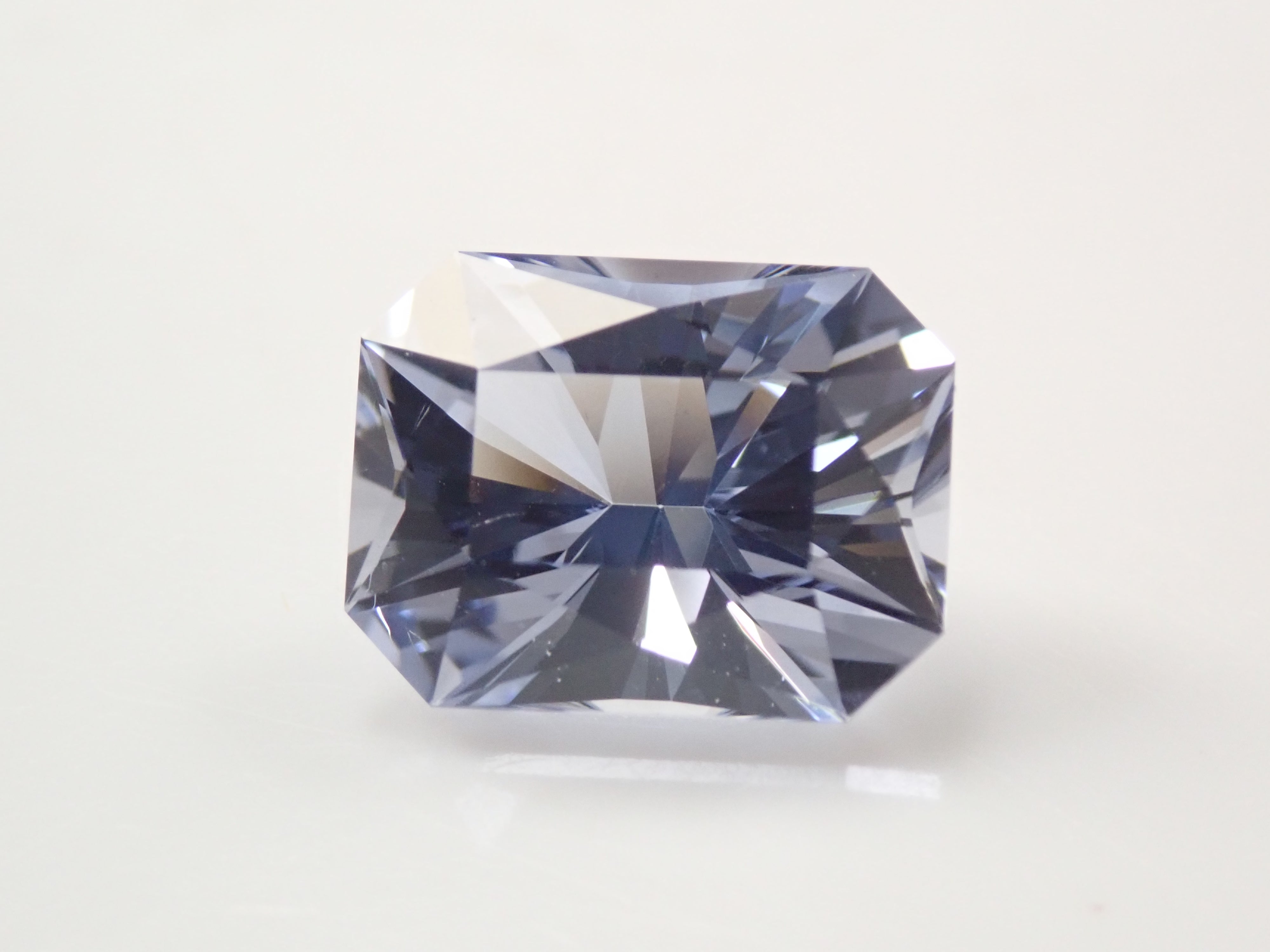 【12/14 22時販売】ブルーベリル（マシシベリル） 3.268ctルース