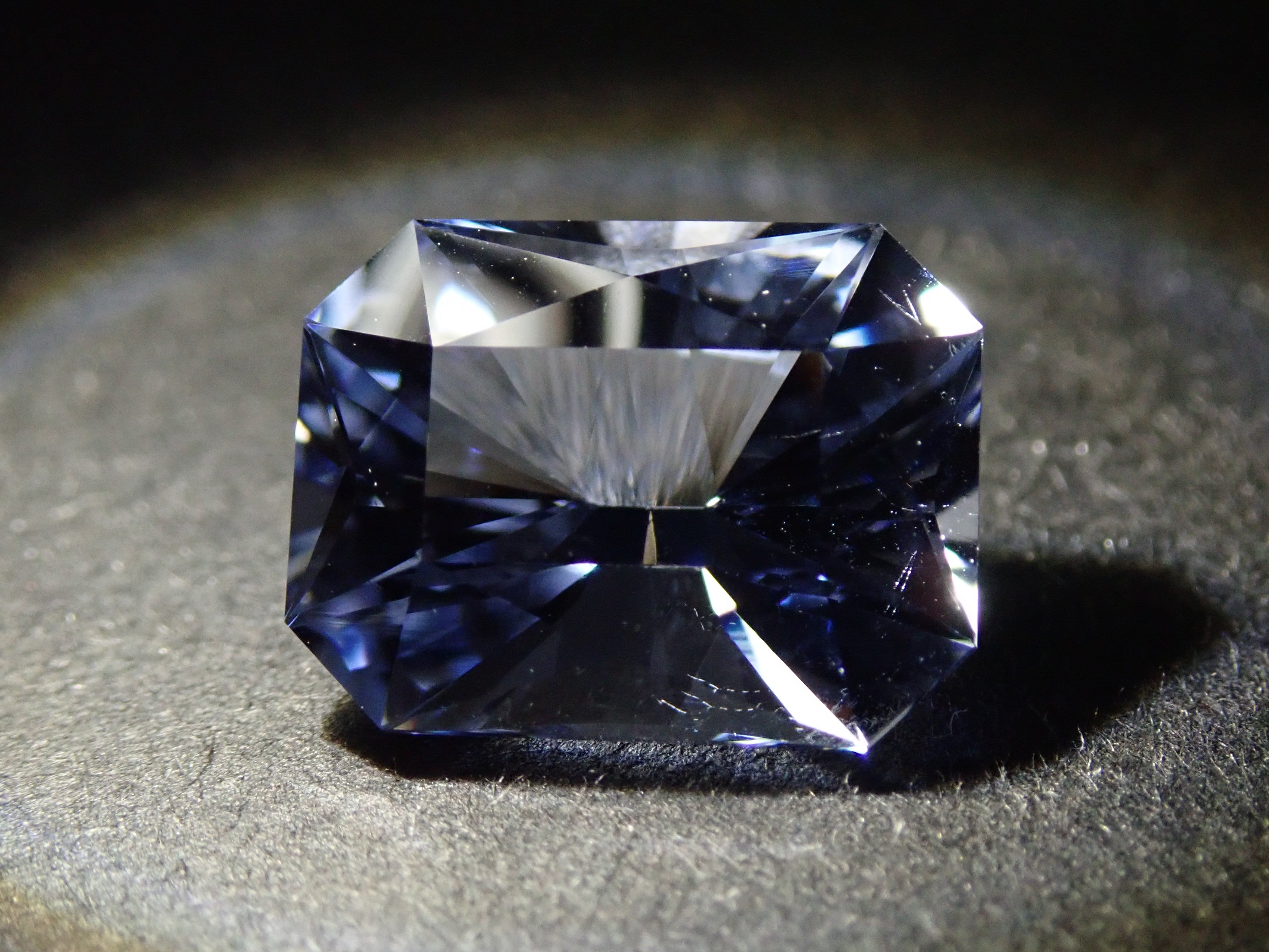 【12/14 22時販売】ブルーベリル（マシシベリル） 3.268ctルース