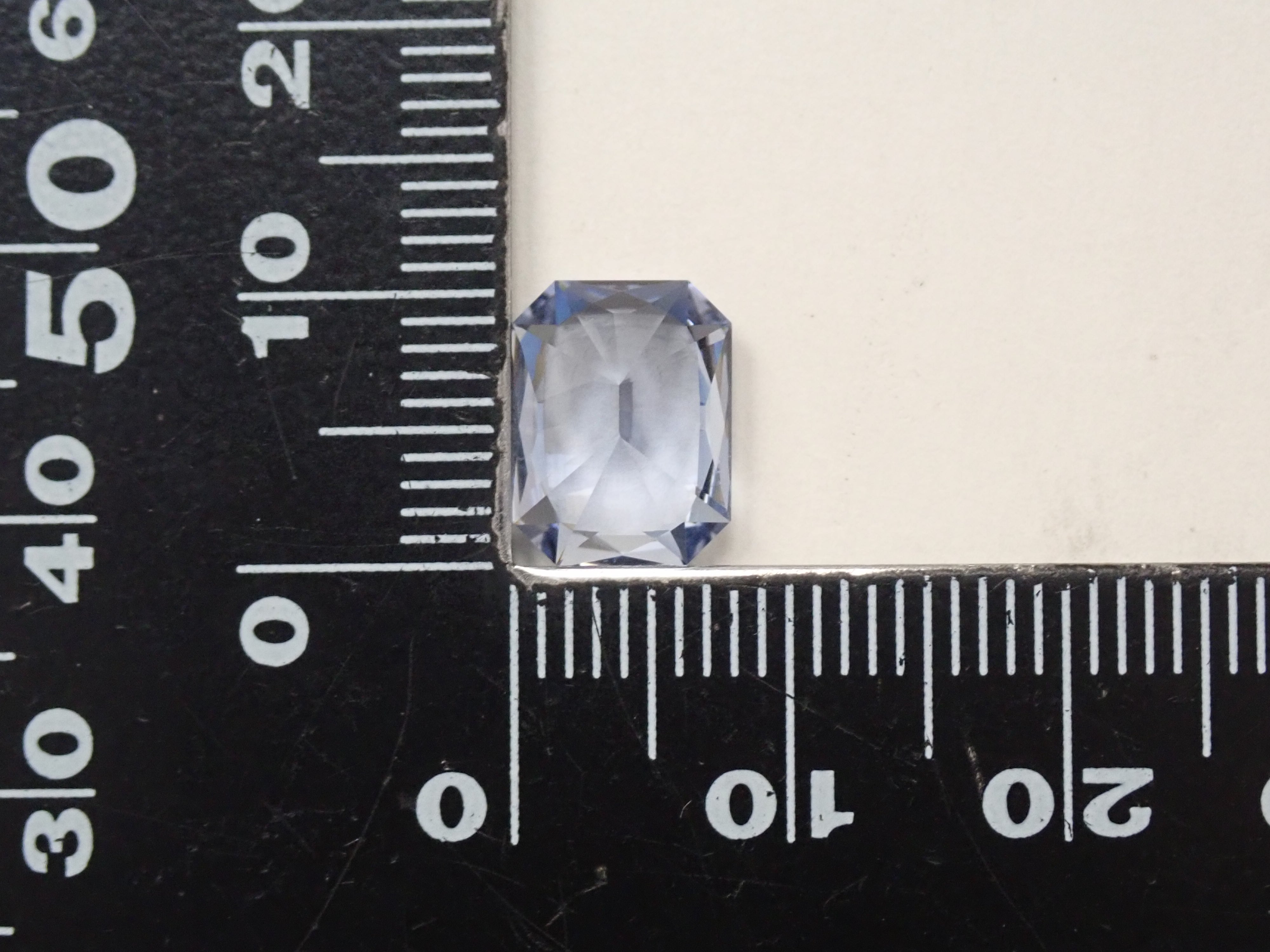 【12/14 22時販売】ブルーベリル（マシシベリル） 3.268ctルース