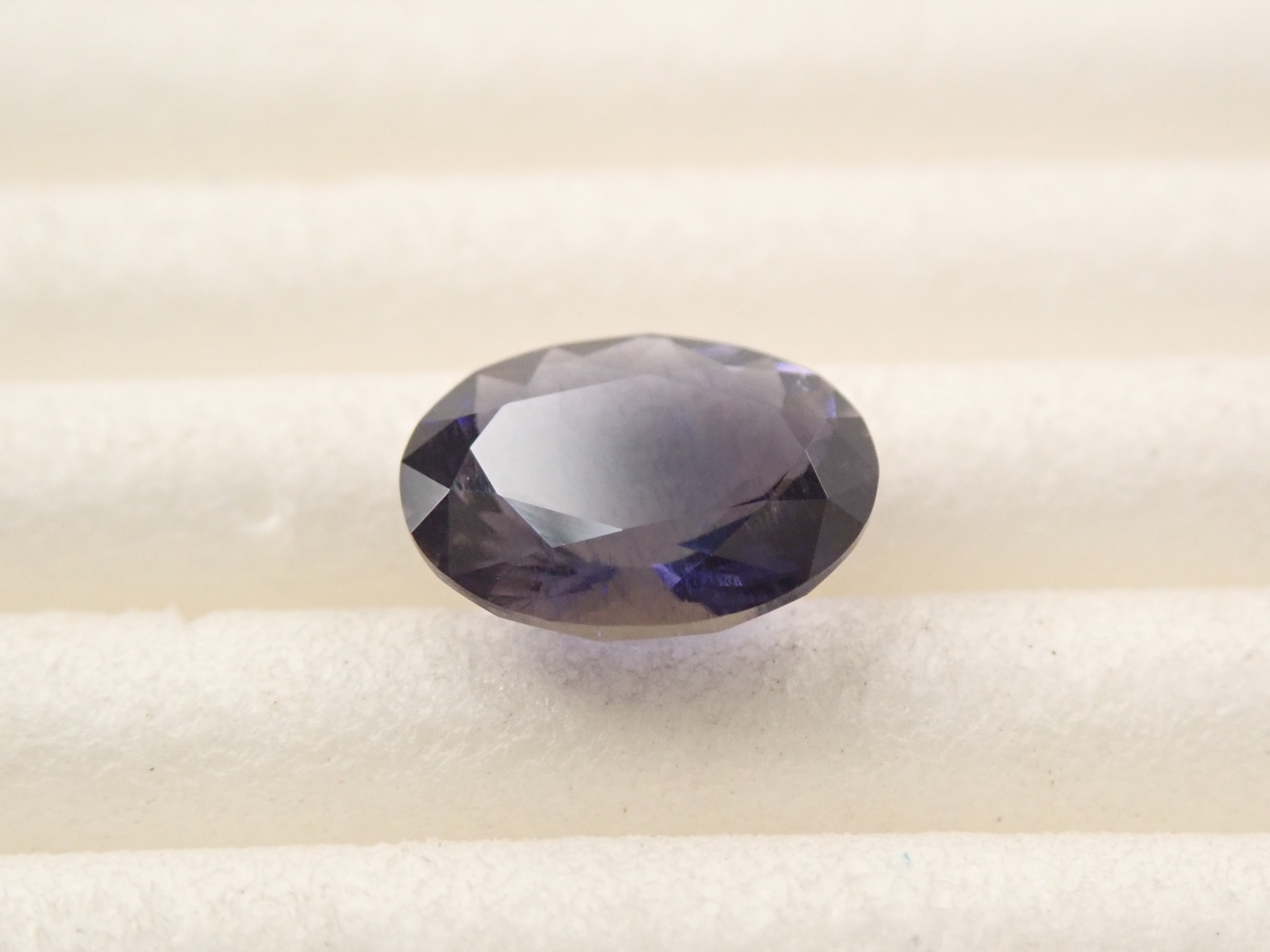 【12/14 22時販売】マダガスカル産アイオライト 0.644ctルース