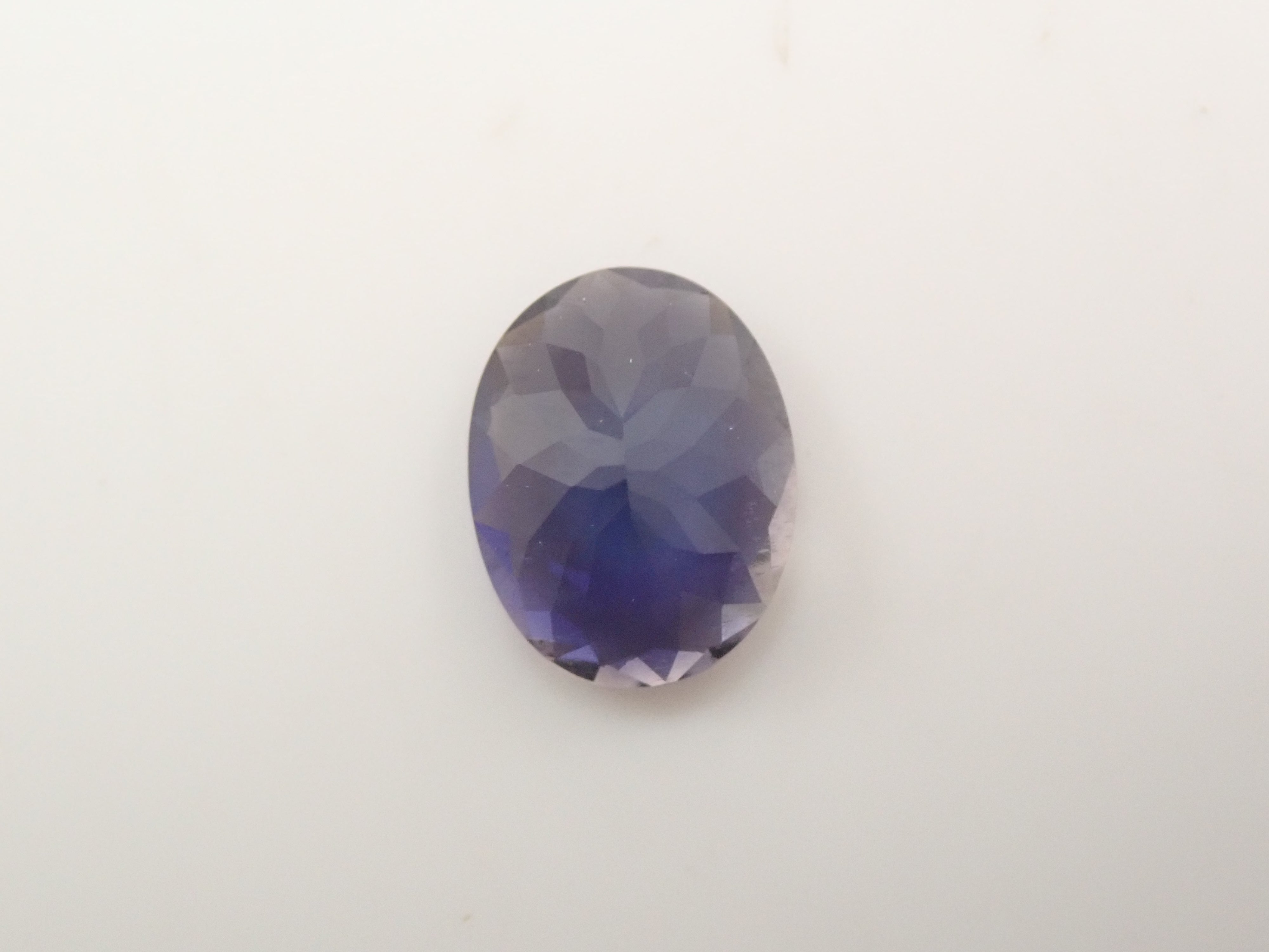 【12/14 22時販売】マダガスカル産アイオライト 0.644ctルース