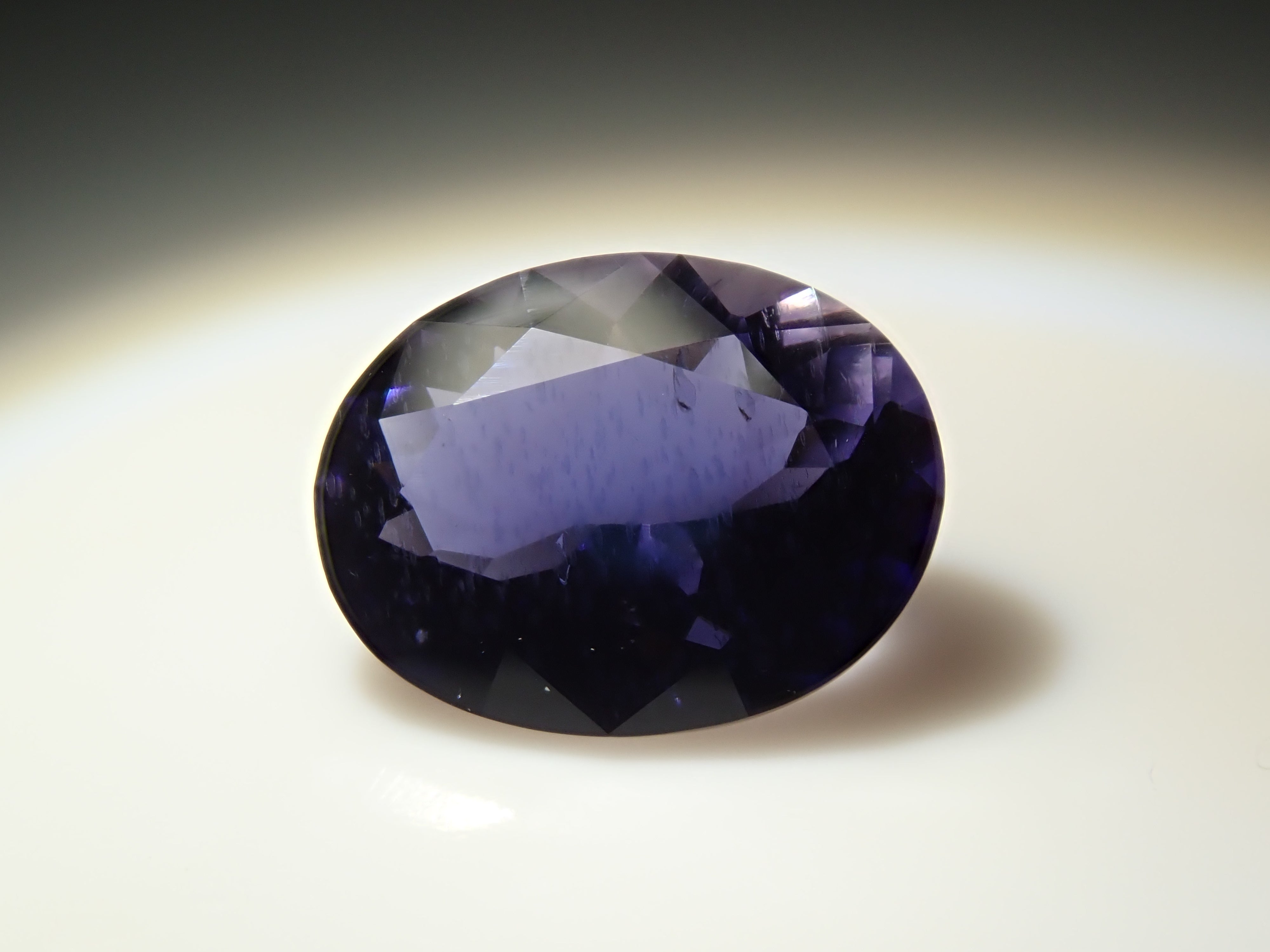 【12月14日 22:00 特價】馬達加斯加堇青石 0.644克拉 裸石