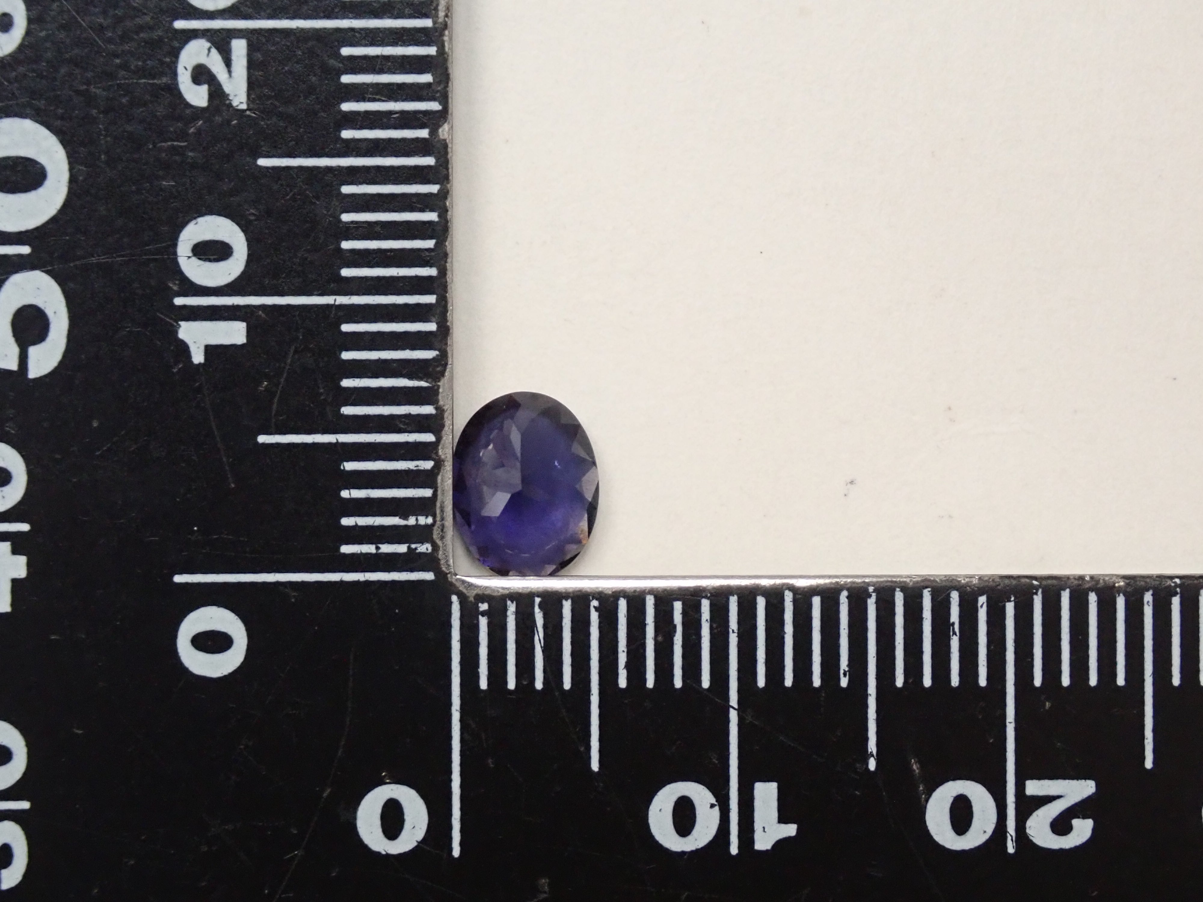 【12/14 22時販売】マダガスカル産アイオライト 0.644ctルース