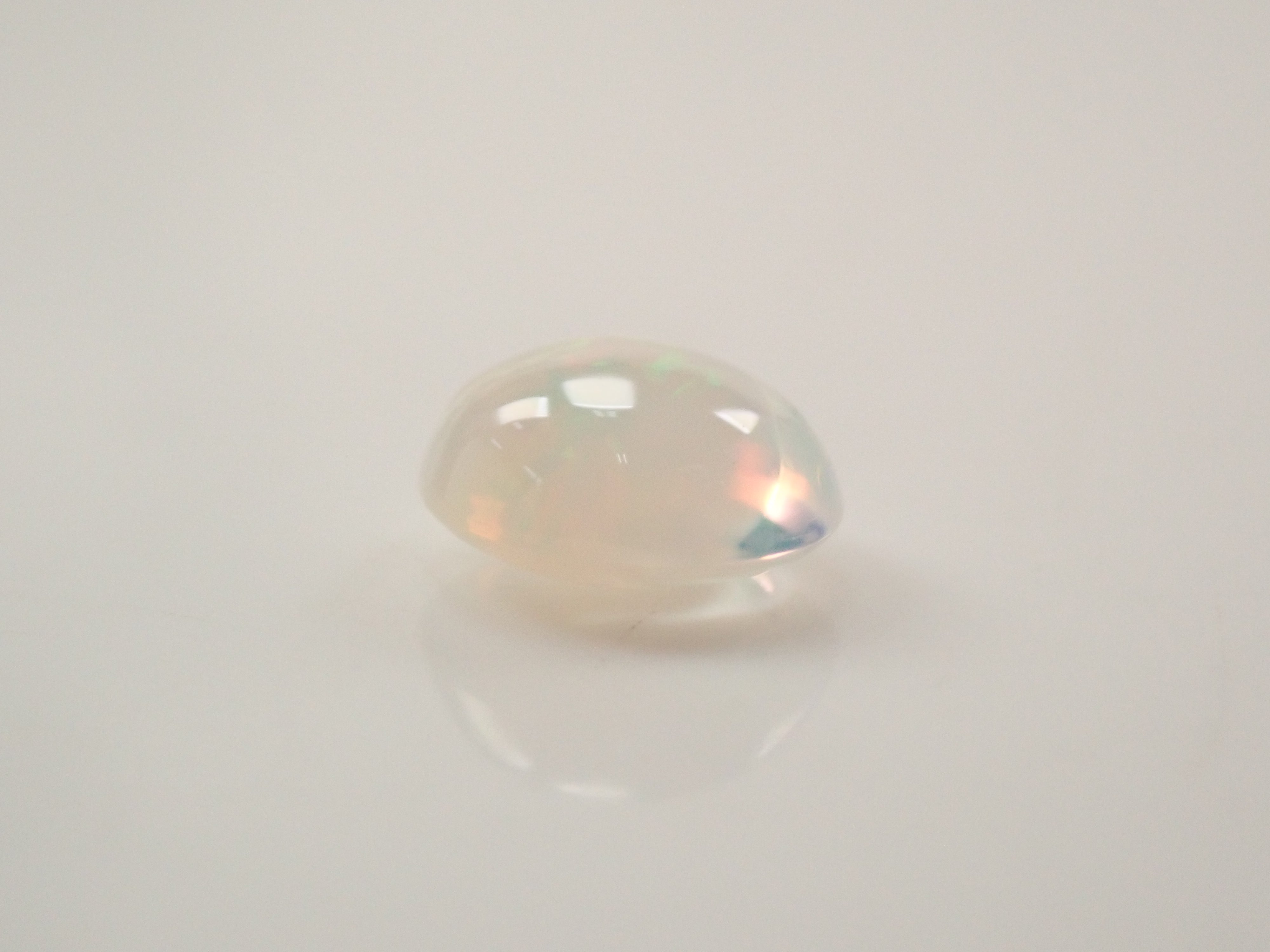[12561472] Mexican egg-in opal 0.381ct loose stone