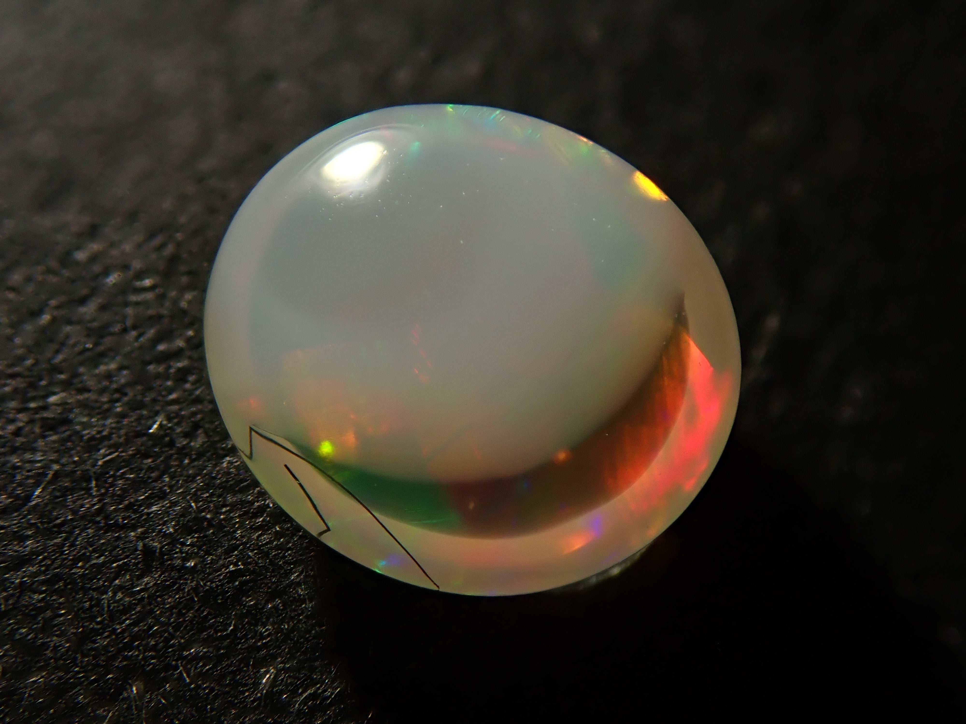 [12/7 22:00 Sale] Mexican Egg-in Opal 0.381ct Loose