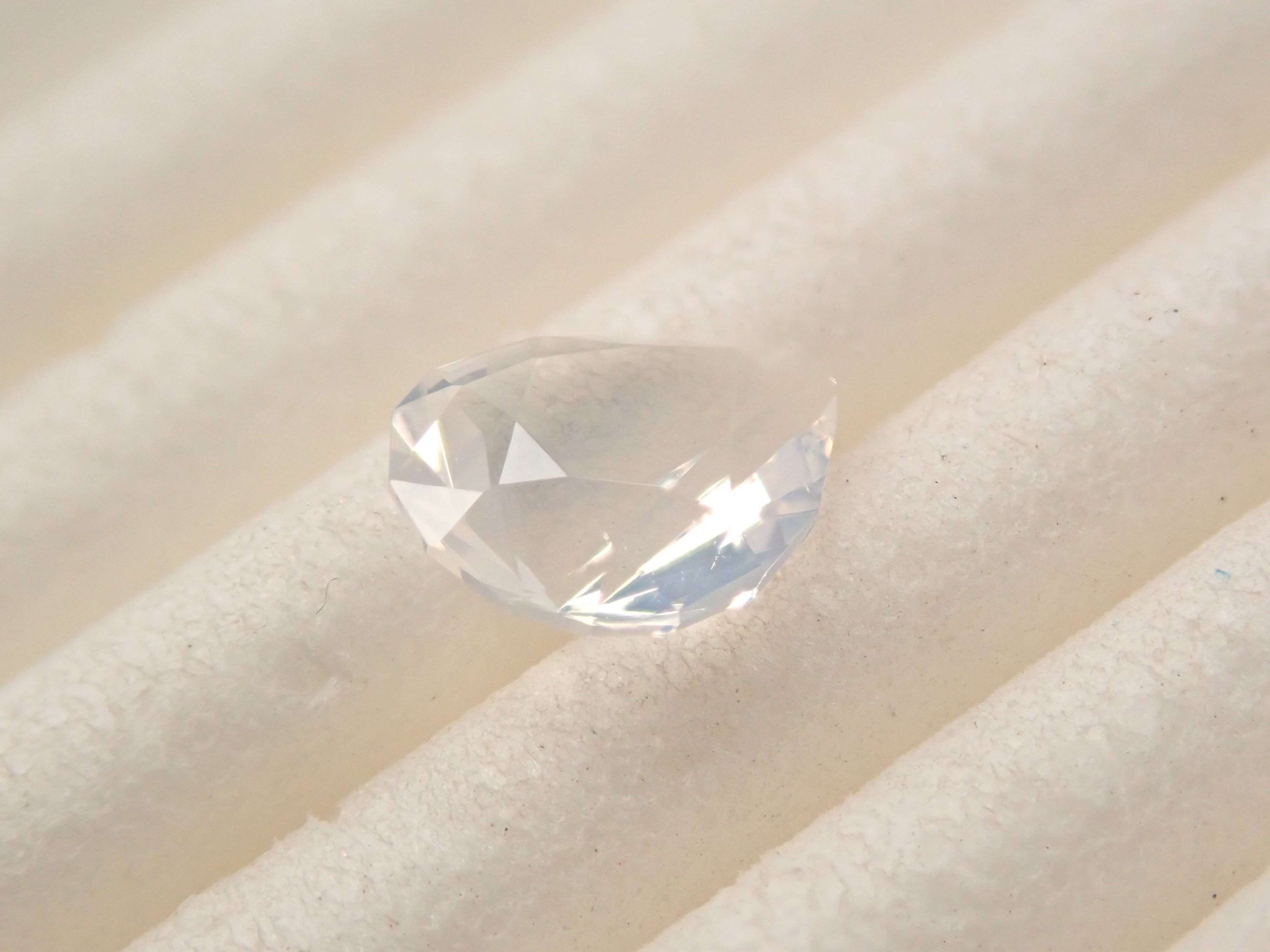 【12/14 22時販売】メキシコ産ウォーターオパール（ファセットカット） 0.402ctルース（コントラルスオパール）