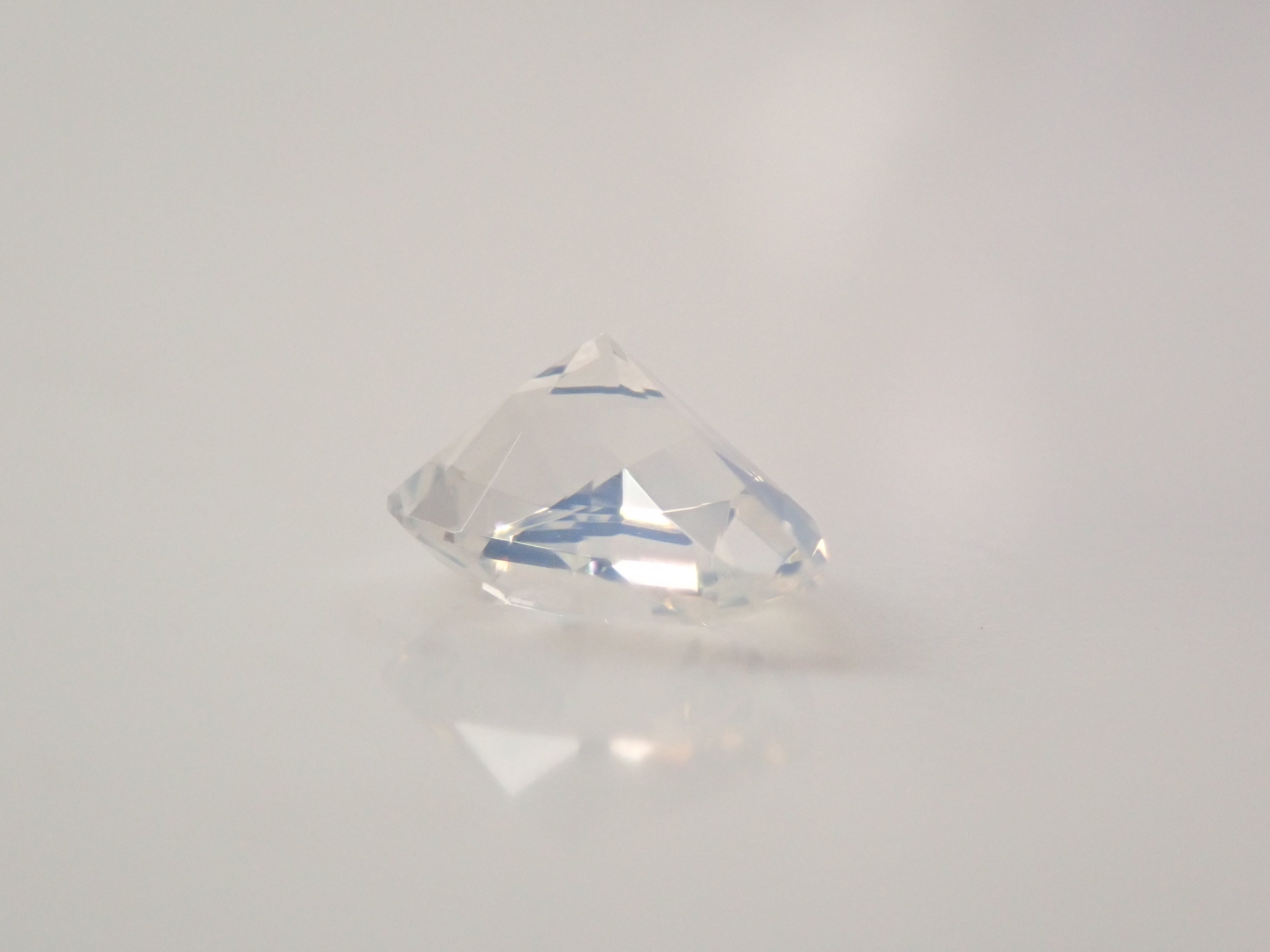 【12/14 22時販売】メキシコ産ウォーターオパール（ファセットカット） 0.402ctルース（コントラルスオパール）