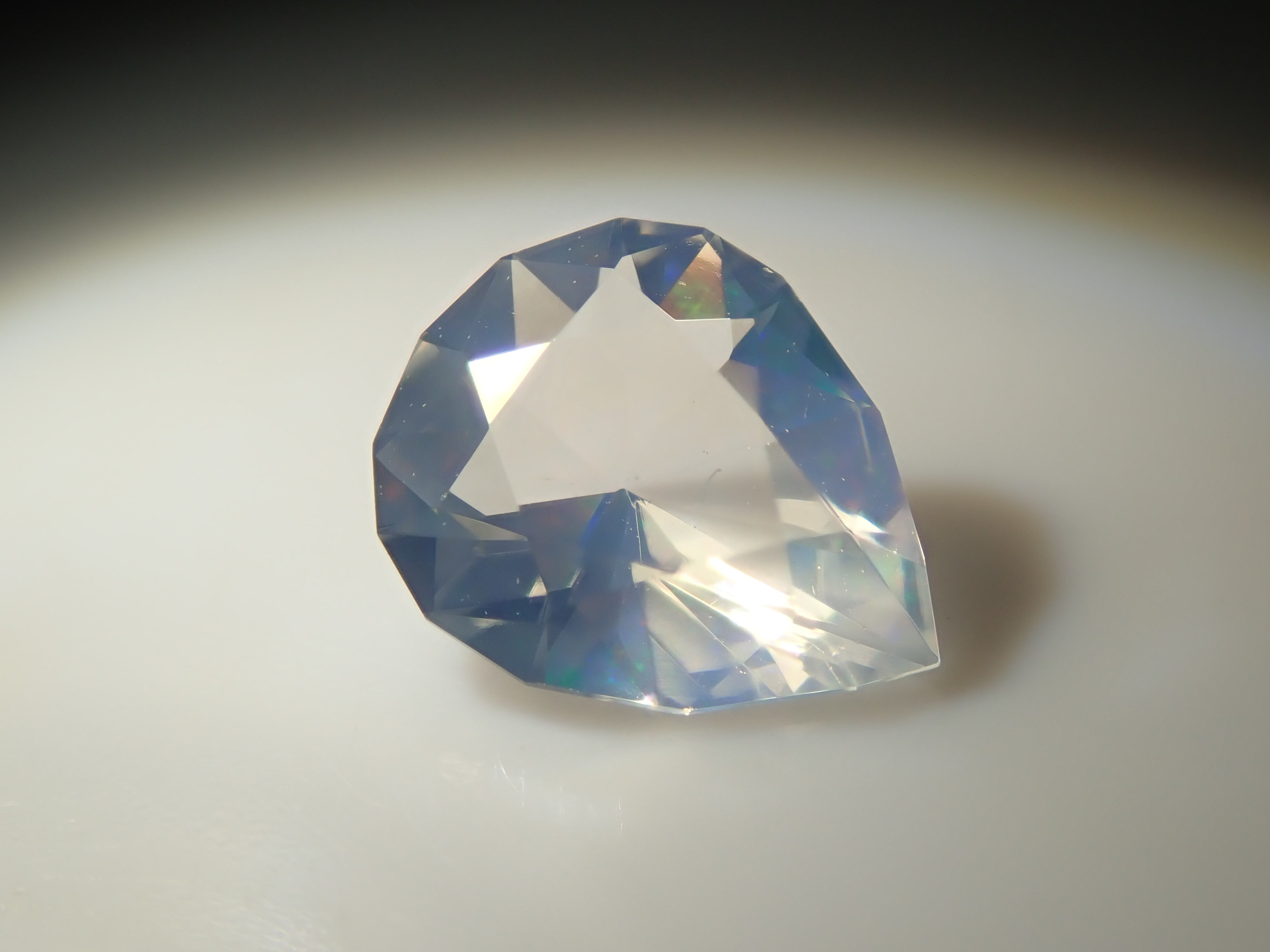 【12/14 22時販売】メキシコ産ウォーターオパール（ファセットカット） 0.402ctルース（コントラルスオパール）