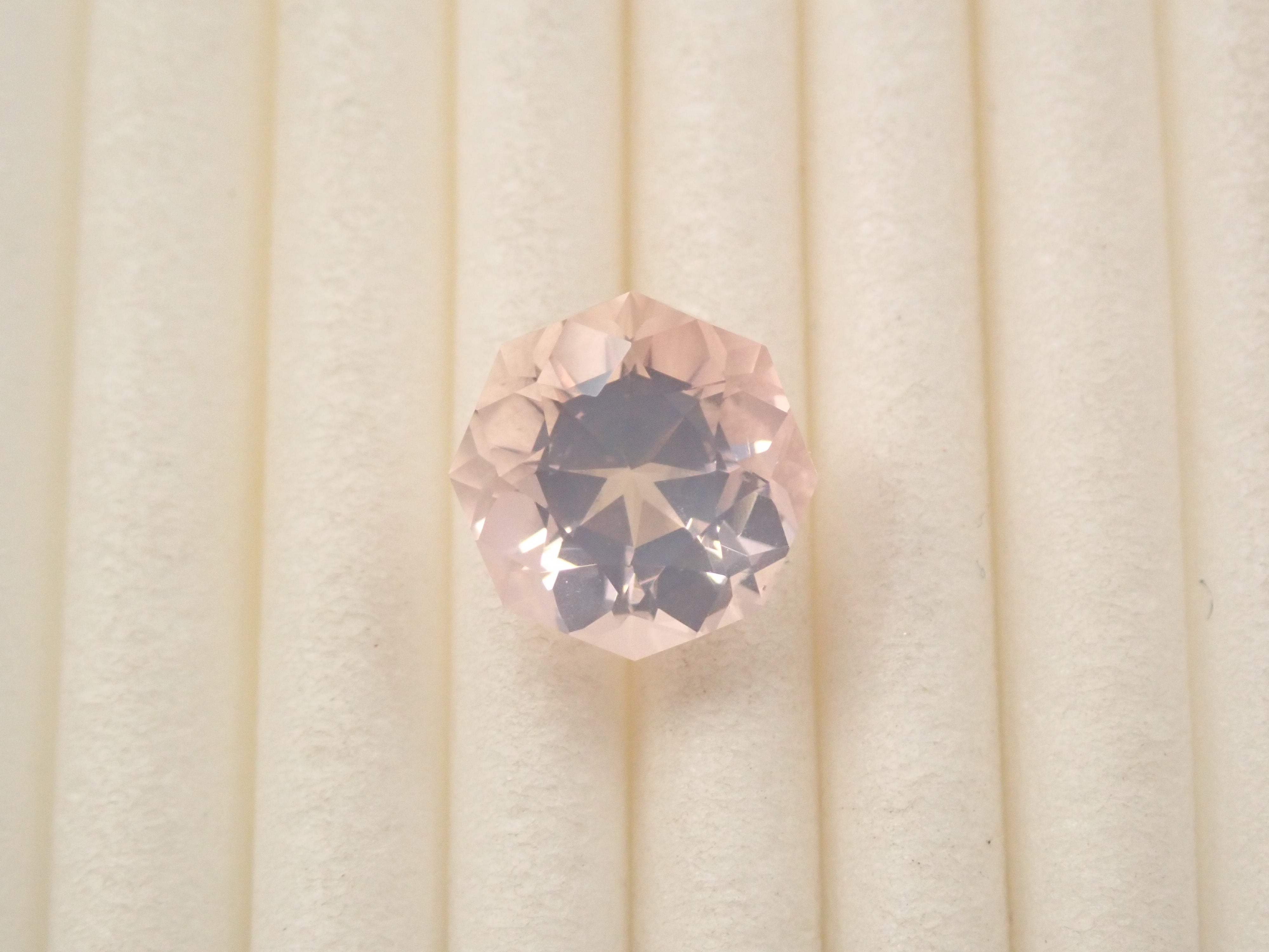 12561475掲載】ローズクォーツ 1.848ctルース