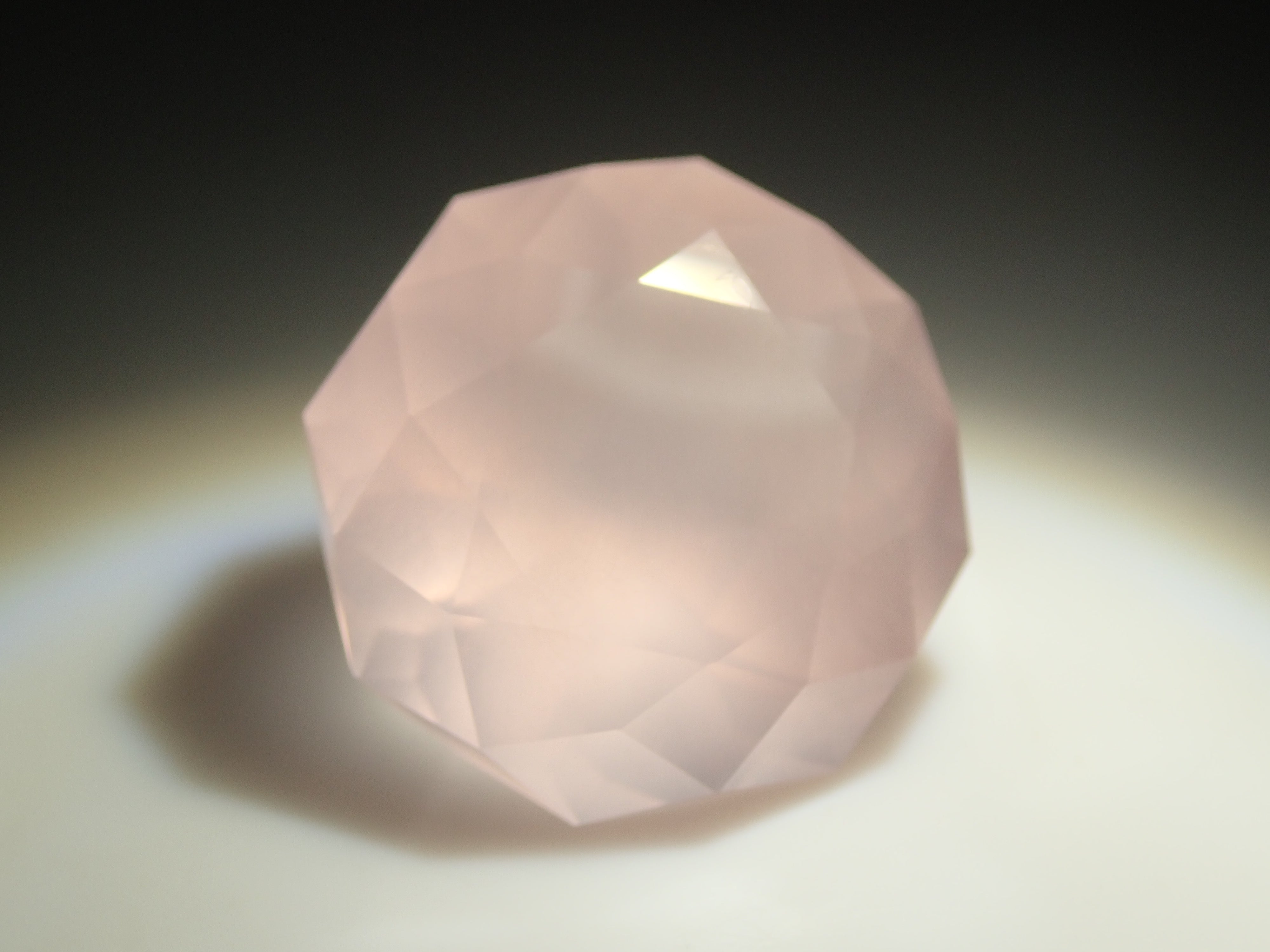 12561476掲載】ローズクォーツ 4.019ctルース