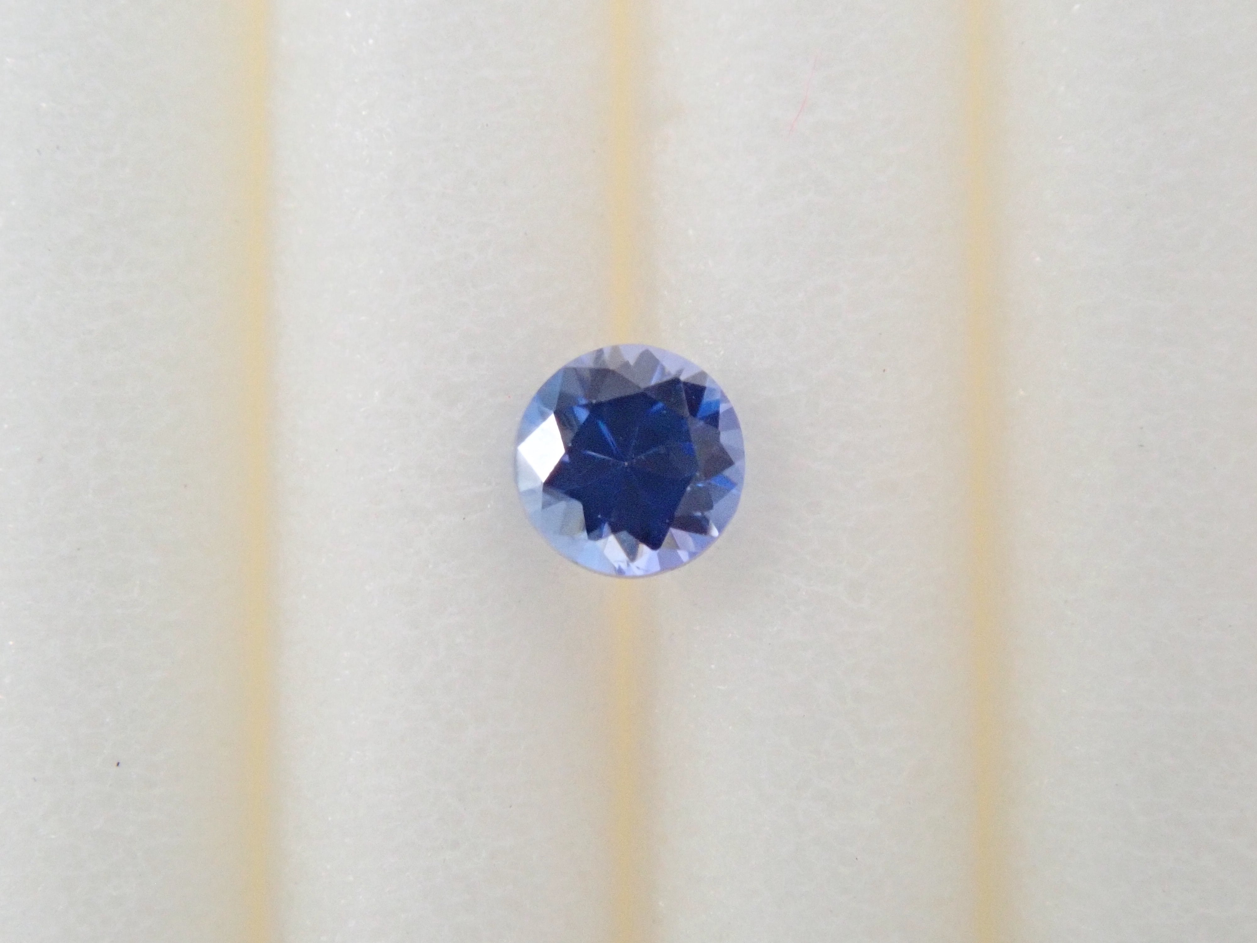 《Yurakucho Marui 2024112 Carry-out》Benitoite 2.5mm/0.079ct loose stone