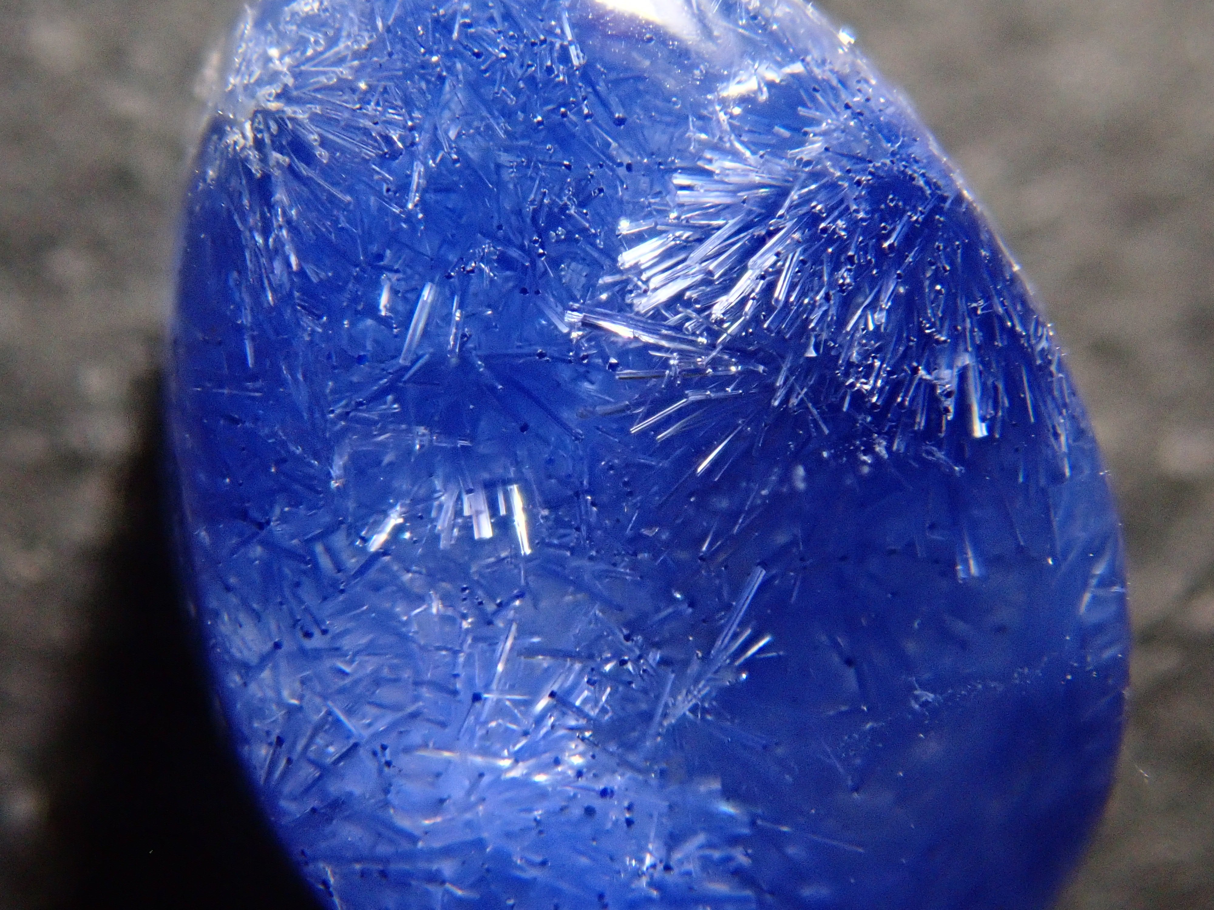 【12/17 22時販売】ブラジル産デュモルチェライトインクォーツ 1.924ctルース