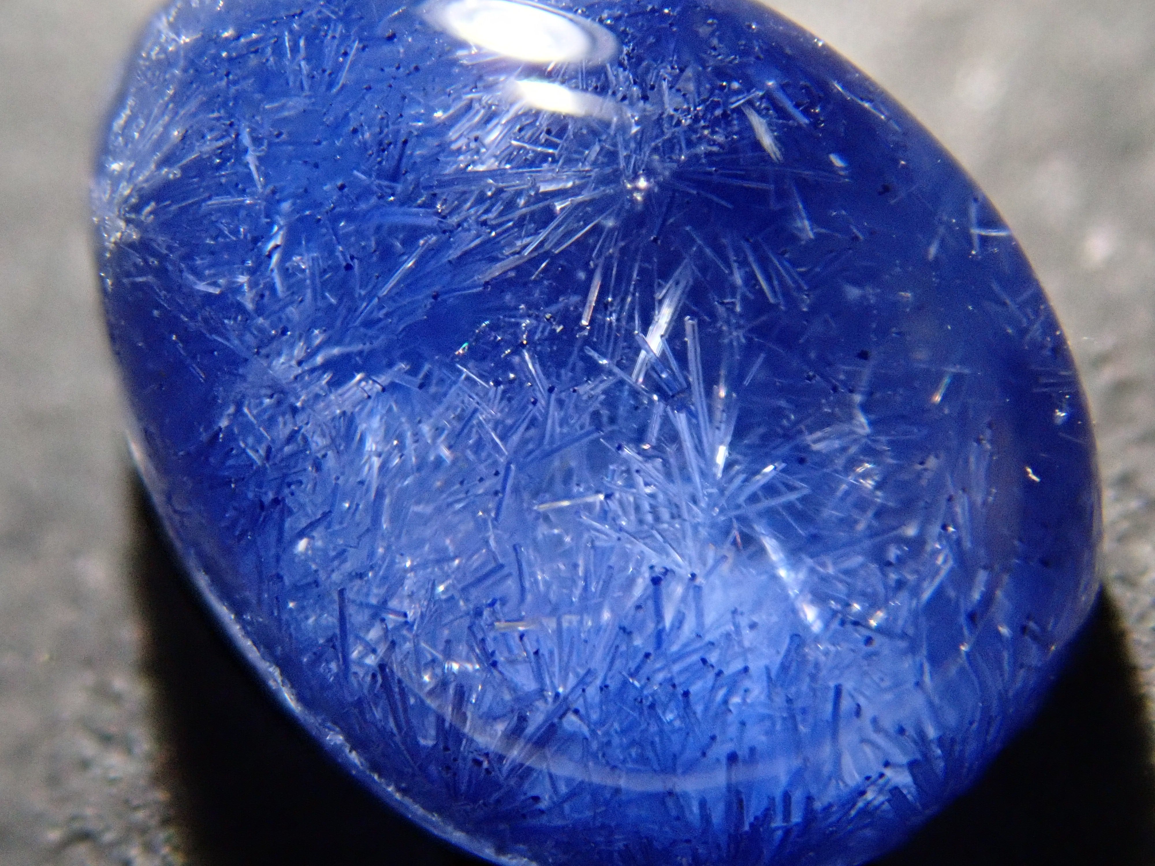 【12/17 22時販売】ブラジル産デュモルチェライトインクォーツ 1.924ctルース