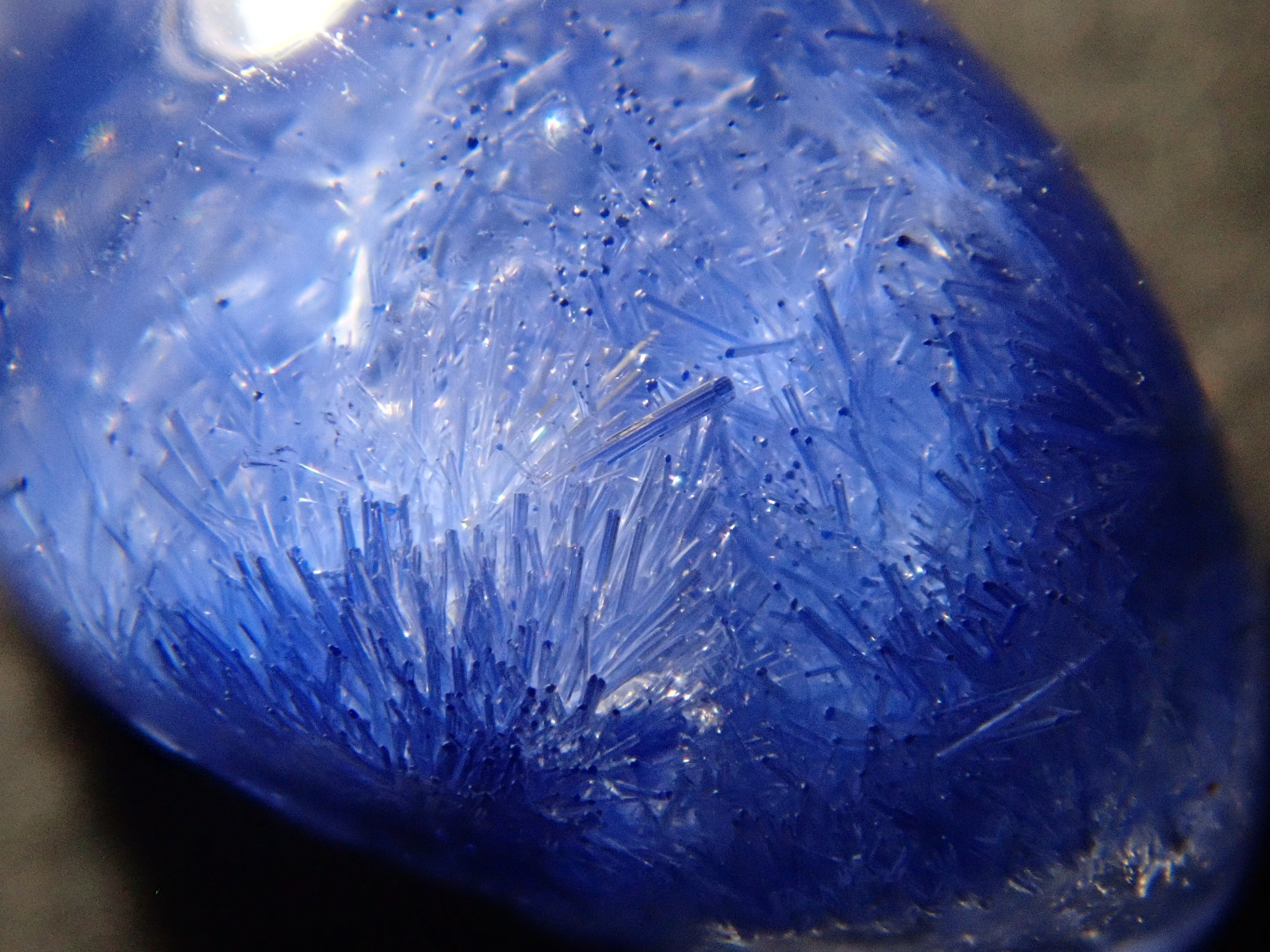 【12/17 22時販売】ブラジル産デュモルチェライトインクォーツ 1.924ctルース