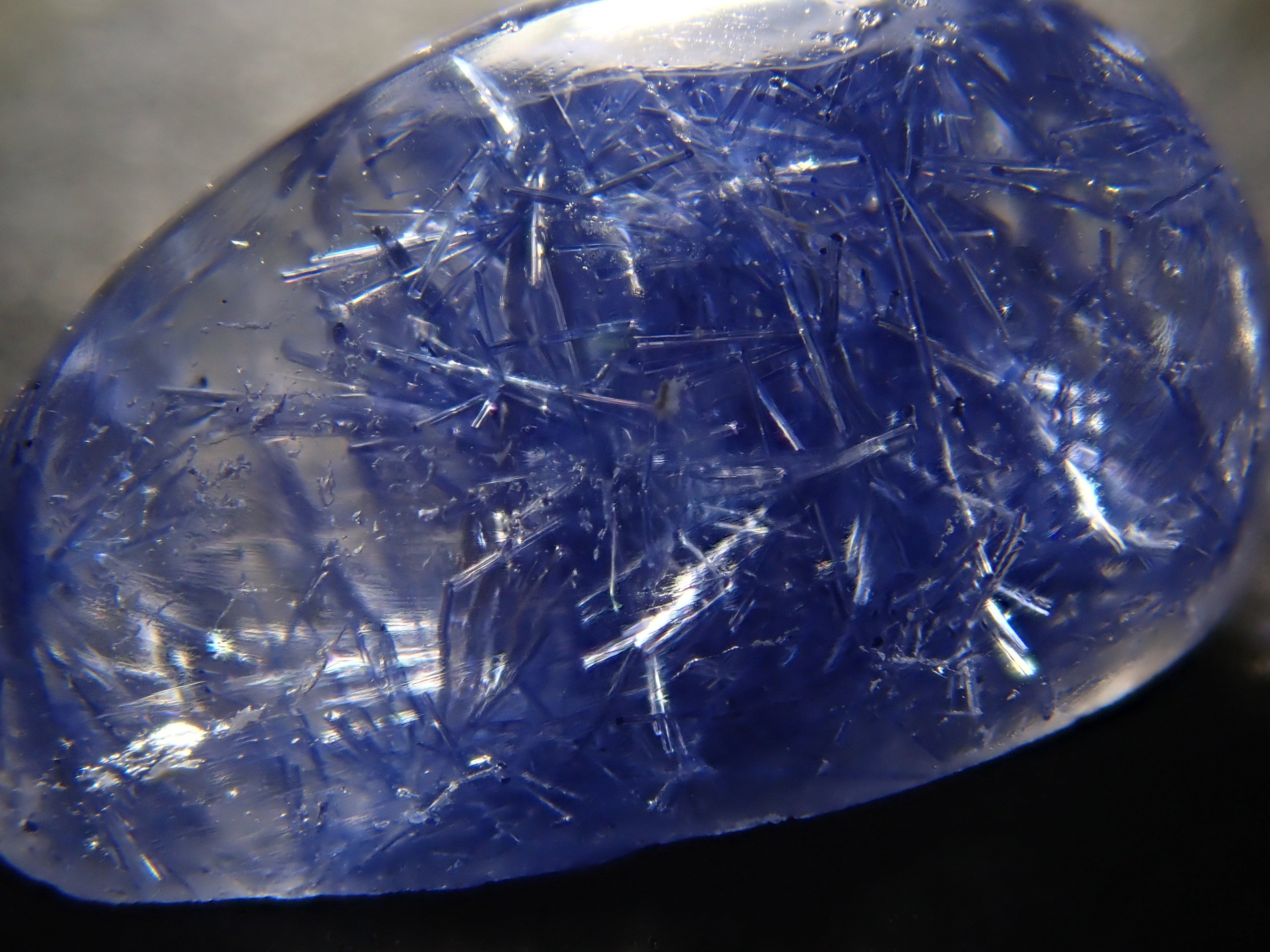 【12/17 22時販売】ブラジル産デュモルチェライトインクォーツ 2.012ctルース