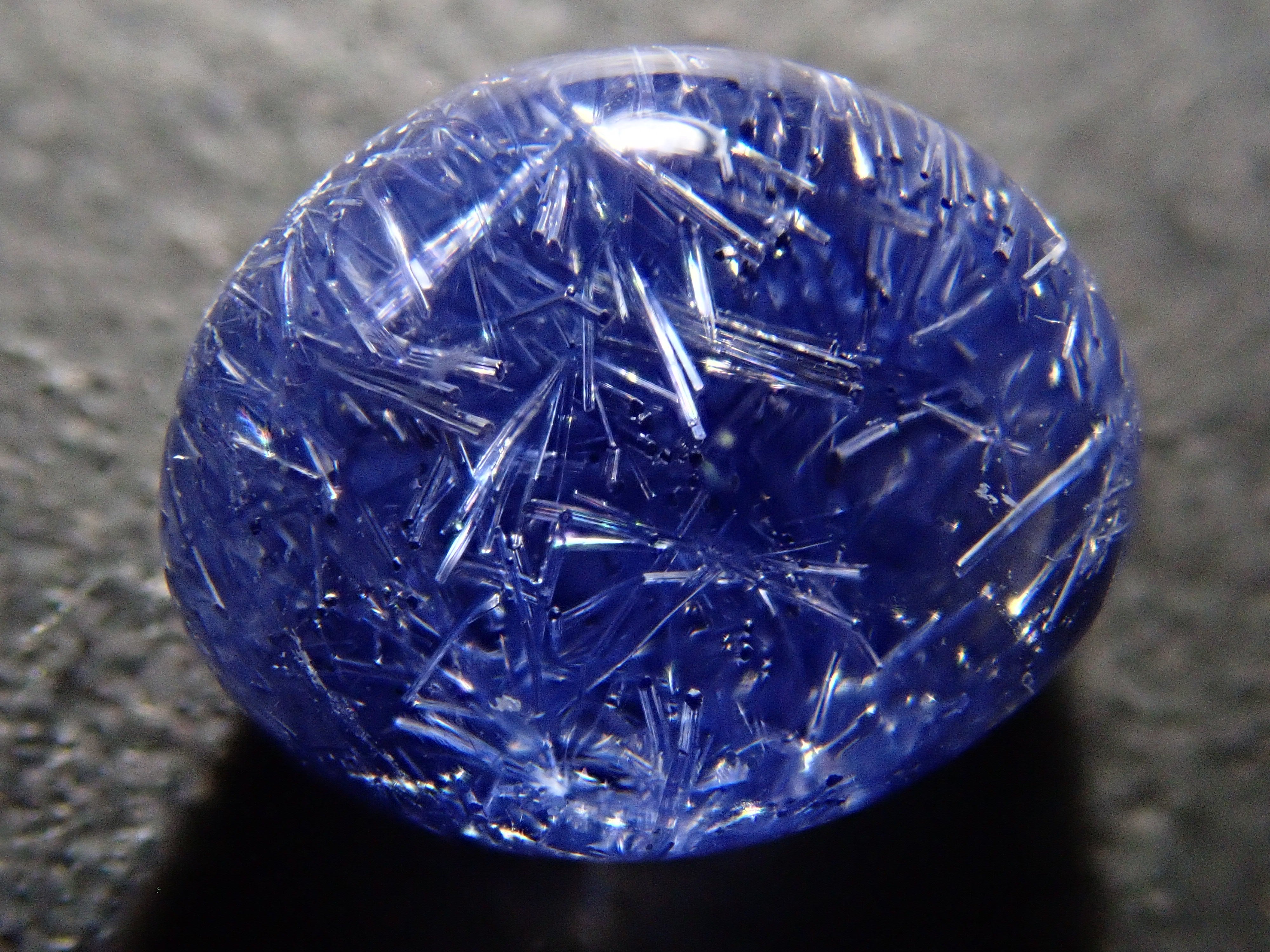 [12561680] Brazilian Dumortierite in Quartz 1.995ct Loose Stone