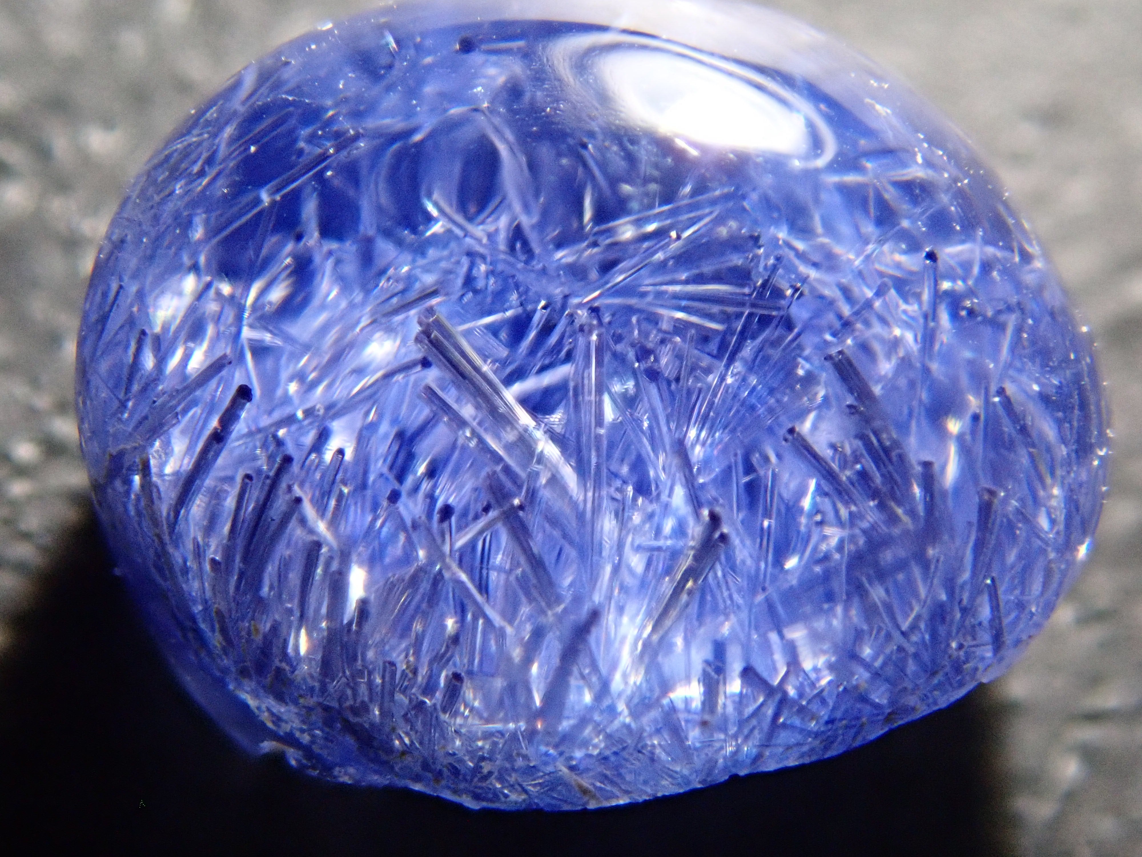 [12561680] Brazilian Dumortierite in Quartz 1.995ct Loose Stone