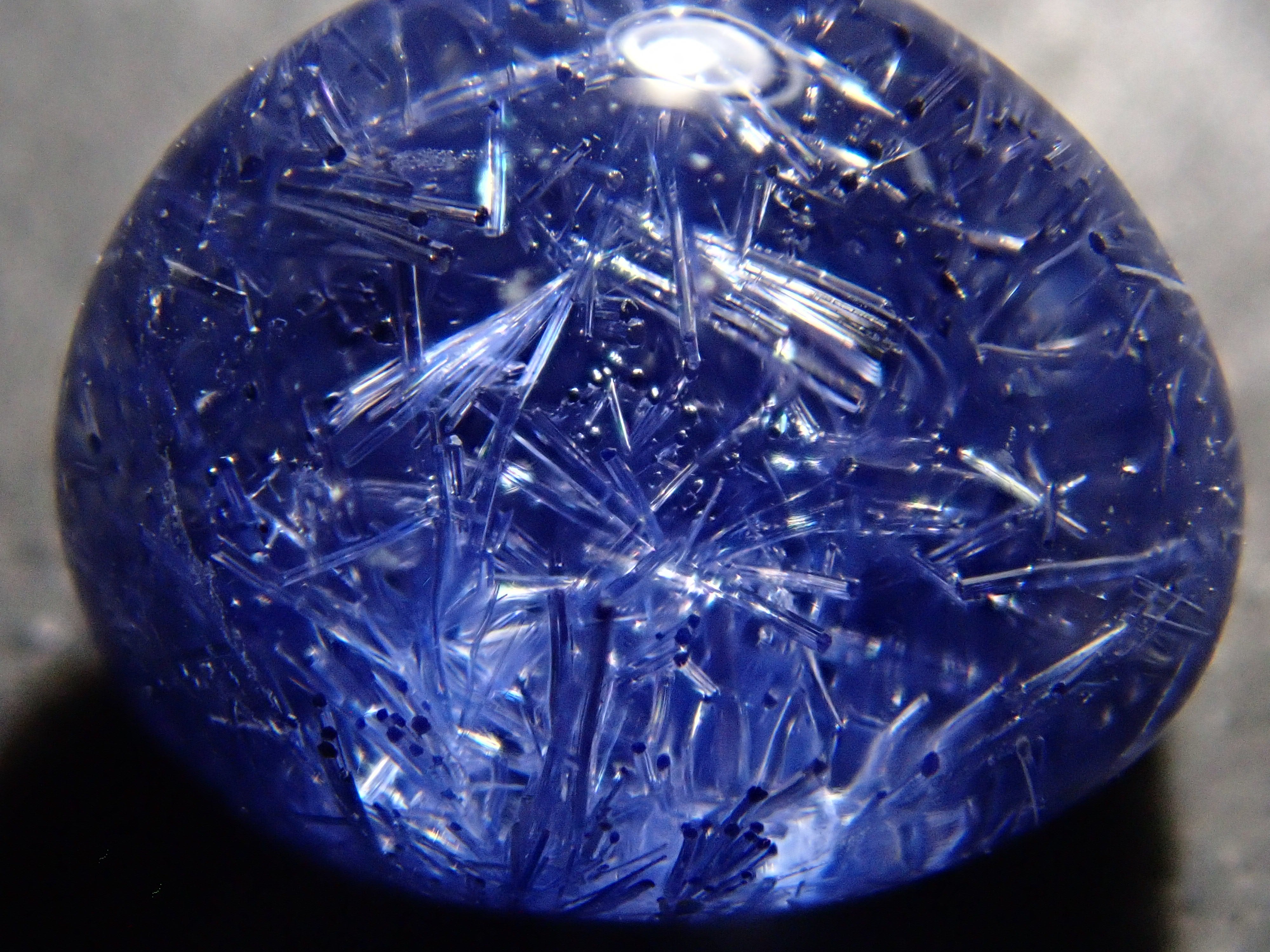 [12561680] Brazilian Dumortierite in Quartz 1.995ct Loose Stone