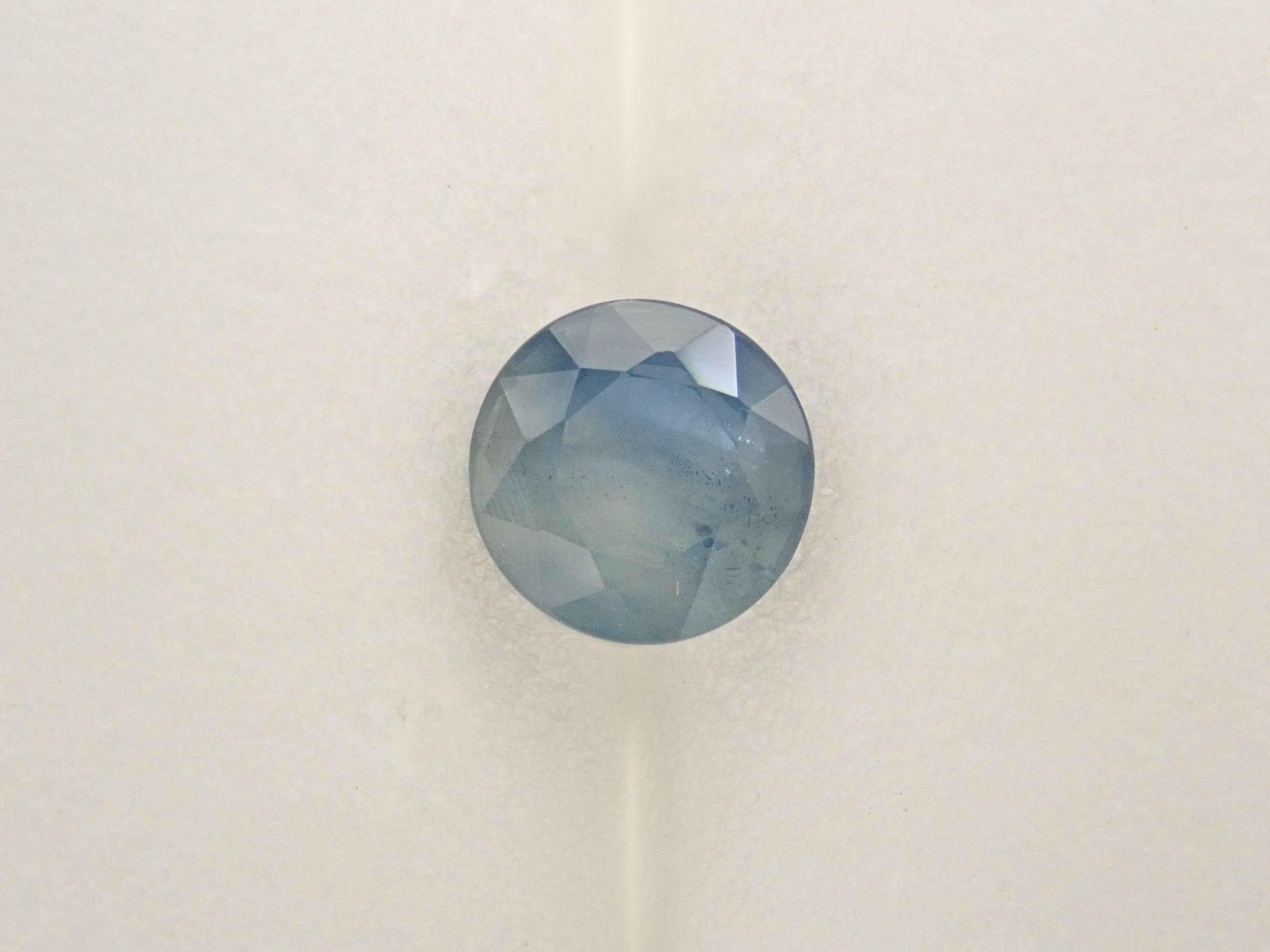 【12/21 22時販売】マダガスカル産バイカラーサファイア 5.8mm/1.006ctルース