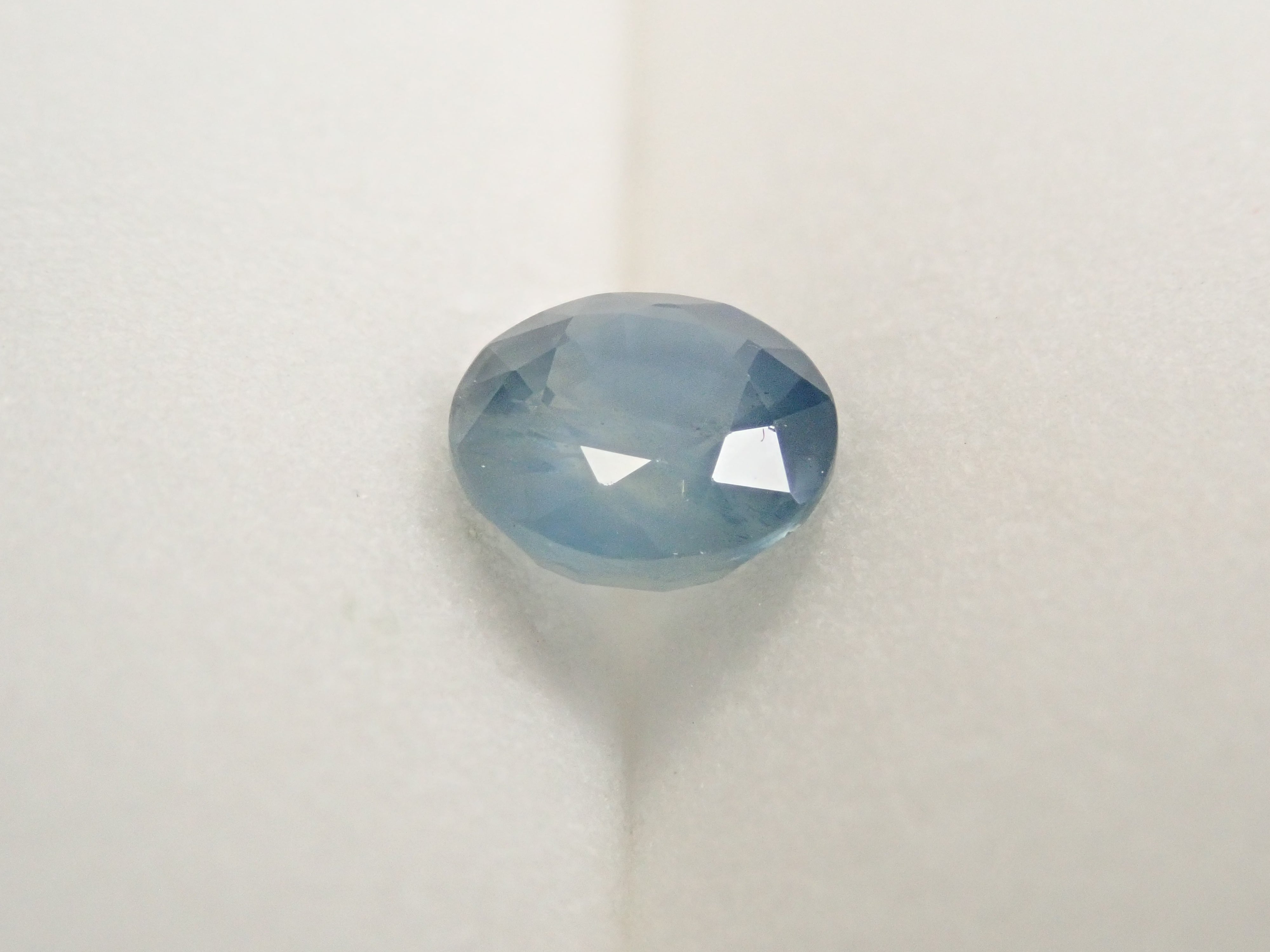 【12/21 22時販売】マダガスカル産バイカラーサファイア 5.8mm/1.006ctルース