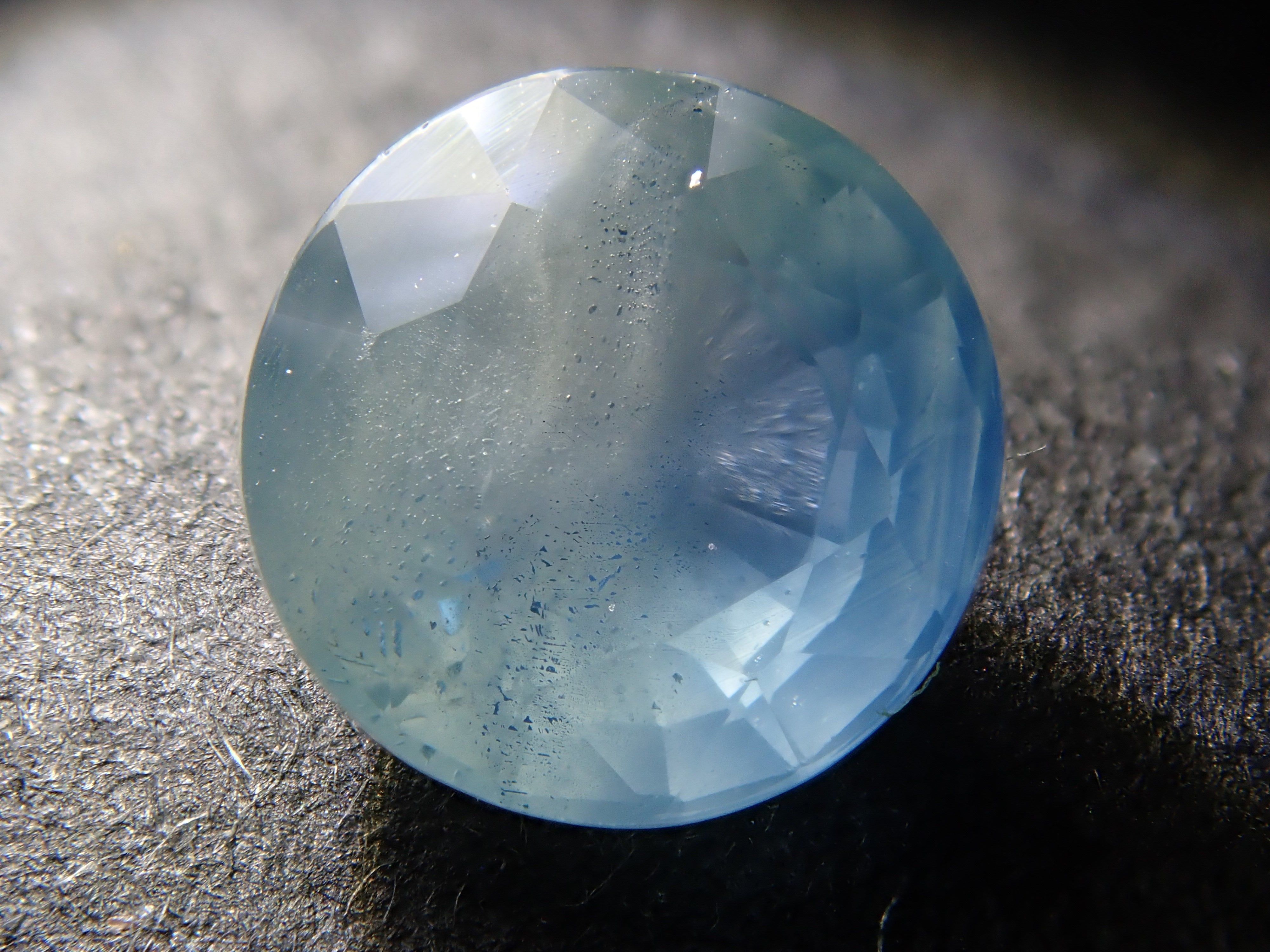 【12/21 22時販売】マダガスカル産バイカラーサファイア 5.8mm/1.006ctルース