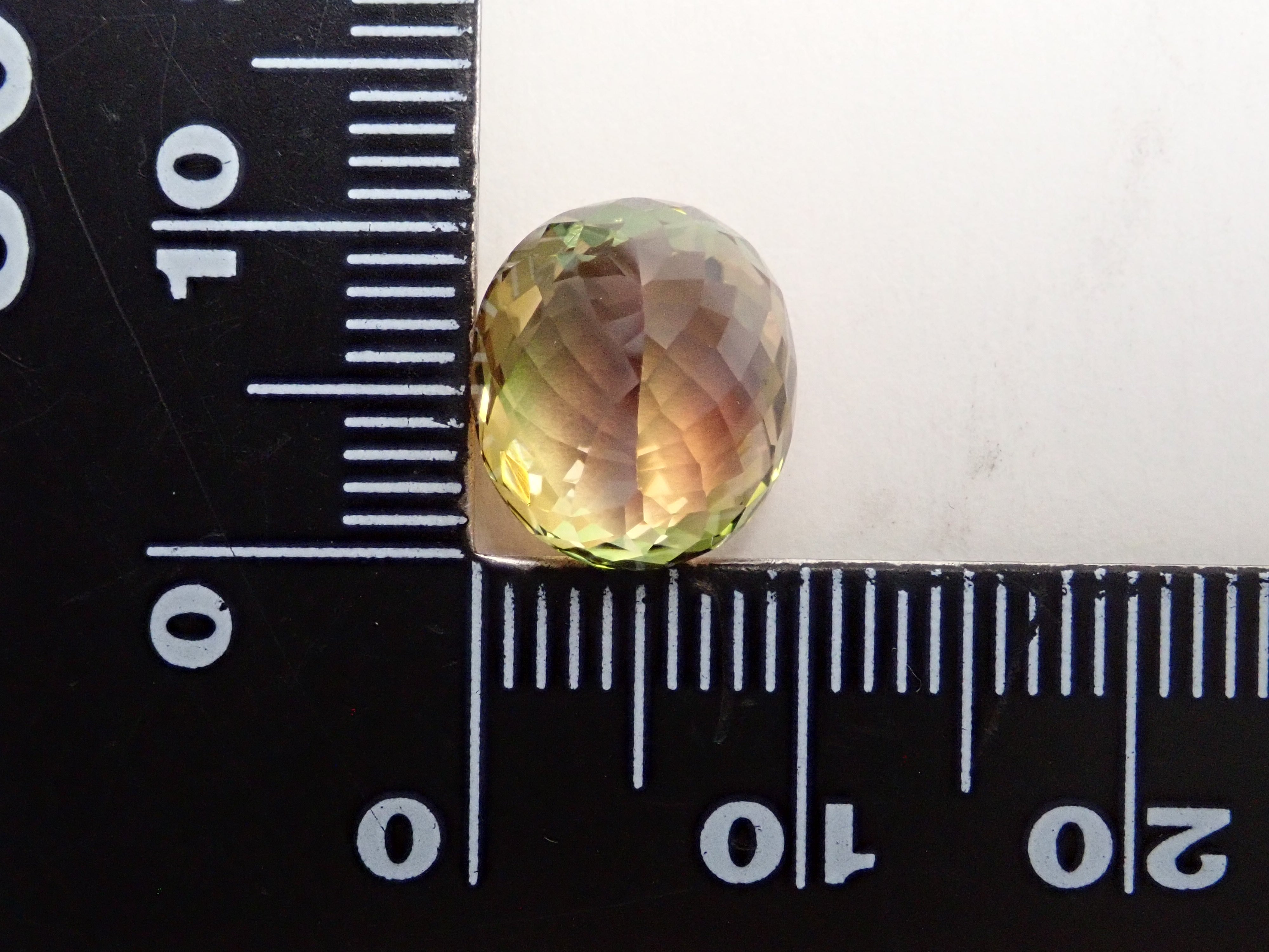 [12561686] Zambian Bicolor Tourmaline 6.536ct Loose