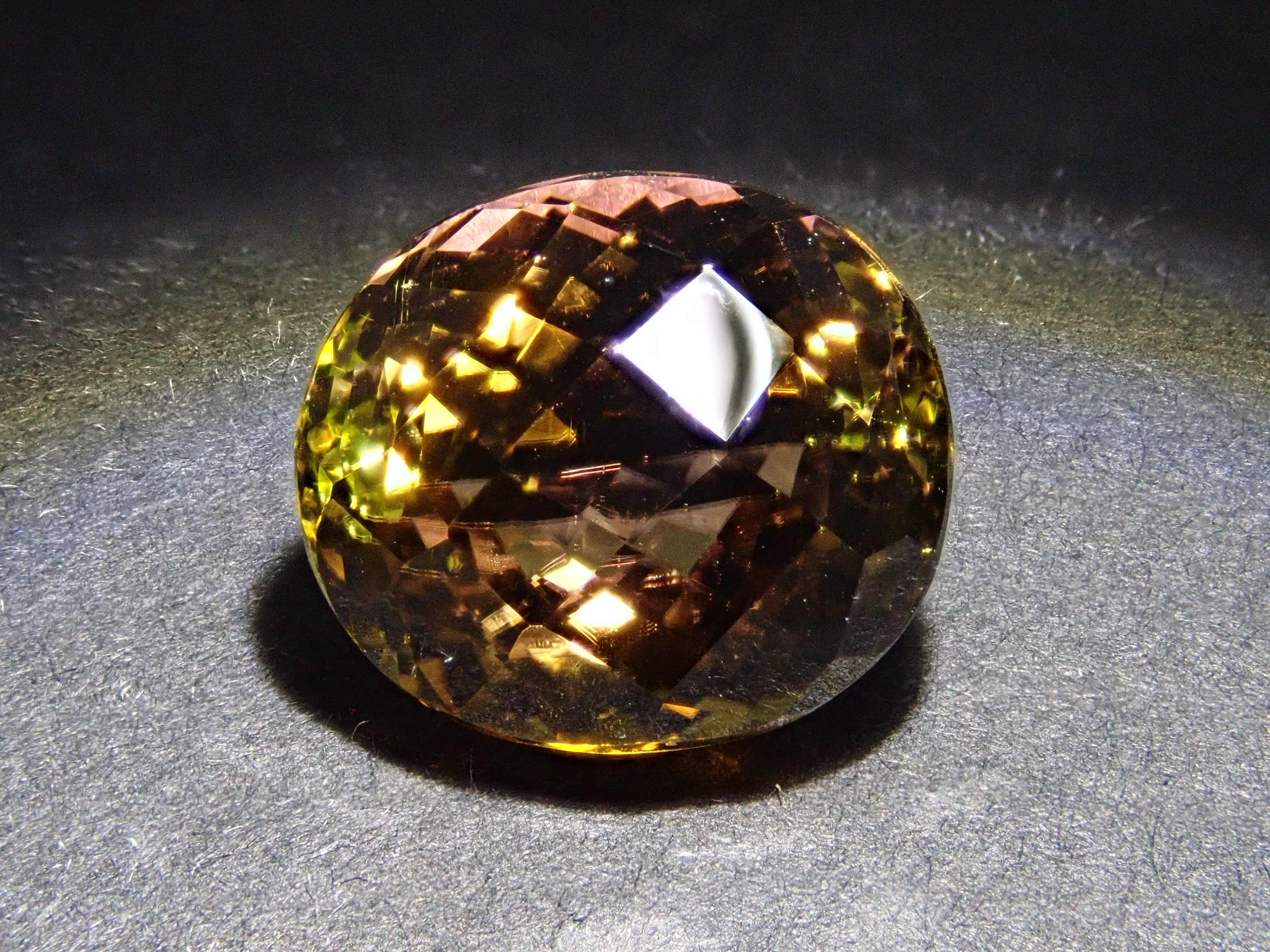 [12561686] Zambian Bicolor Tourmaline 6.536ct Loose