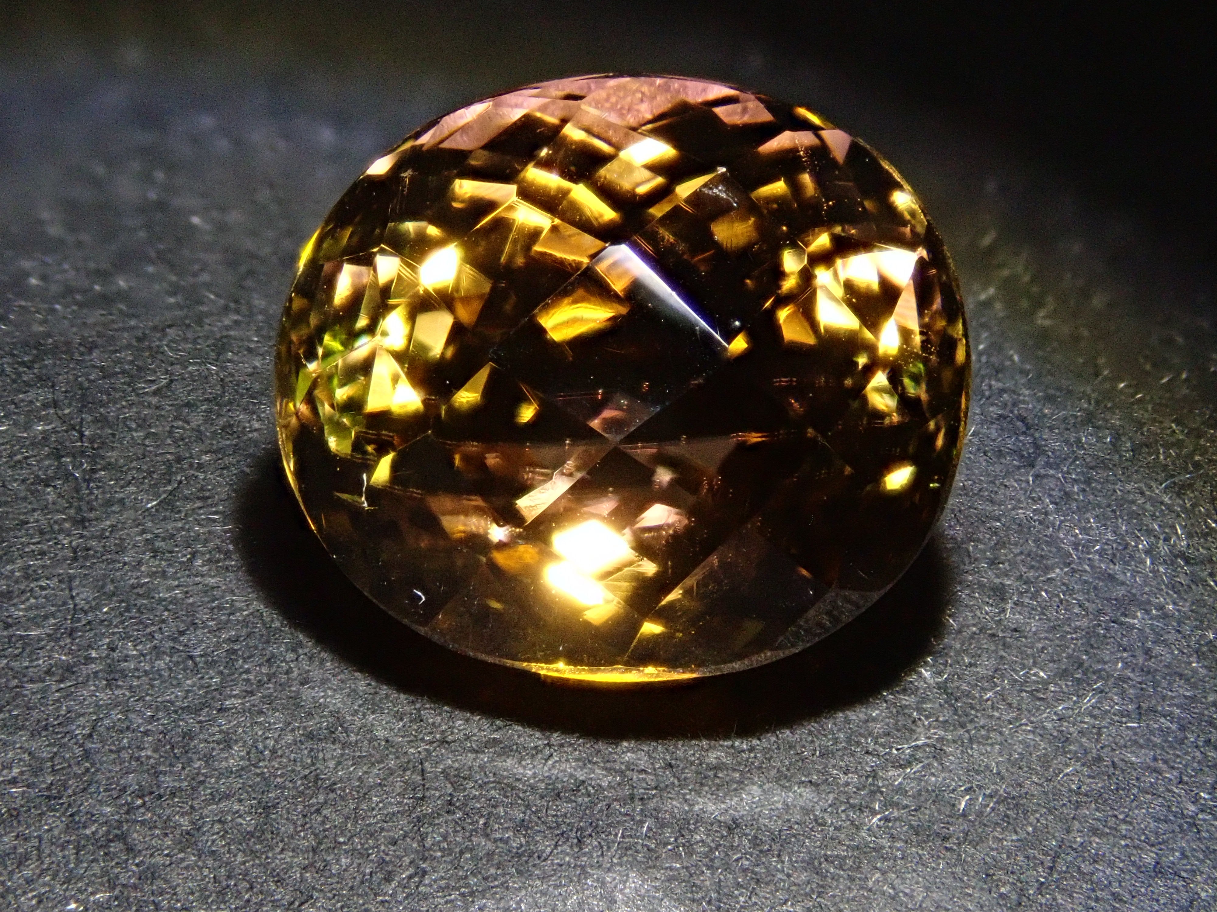 [12561686] Zambian Bicolor Tourmaline 6.536ct Loose