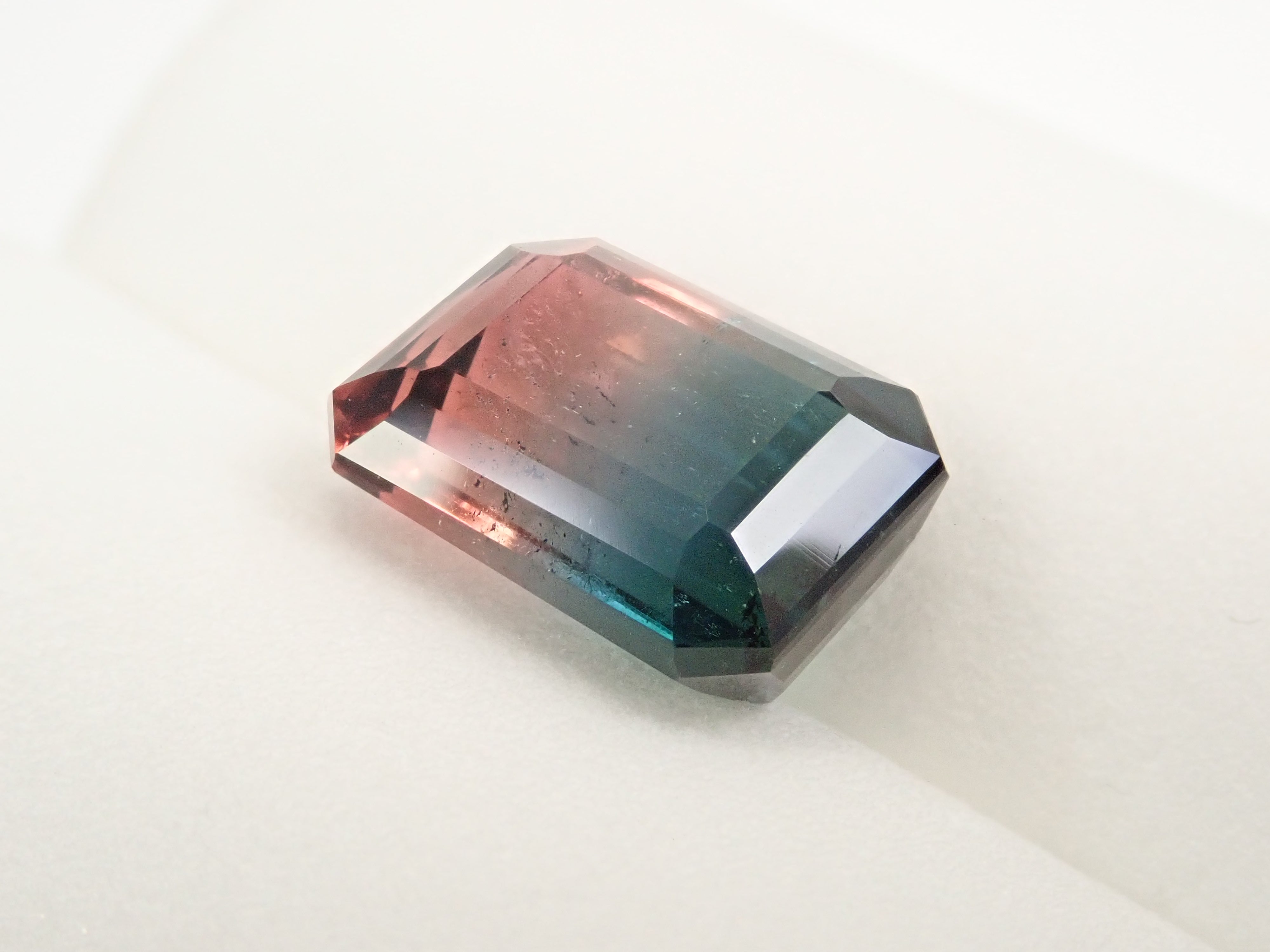 [12561688] Brazilian Bicolor Tourmaline 7.268ct Loose
