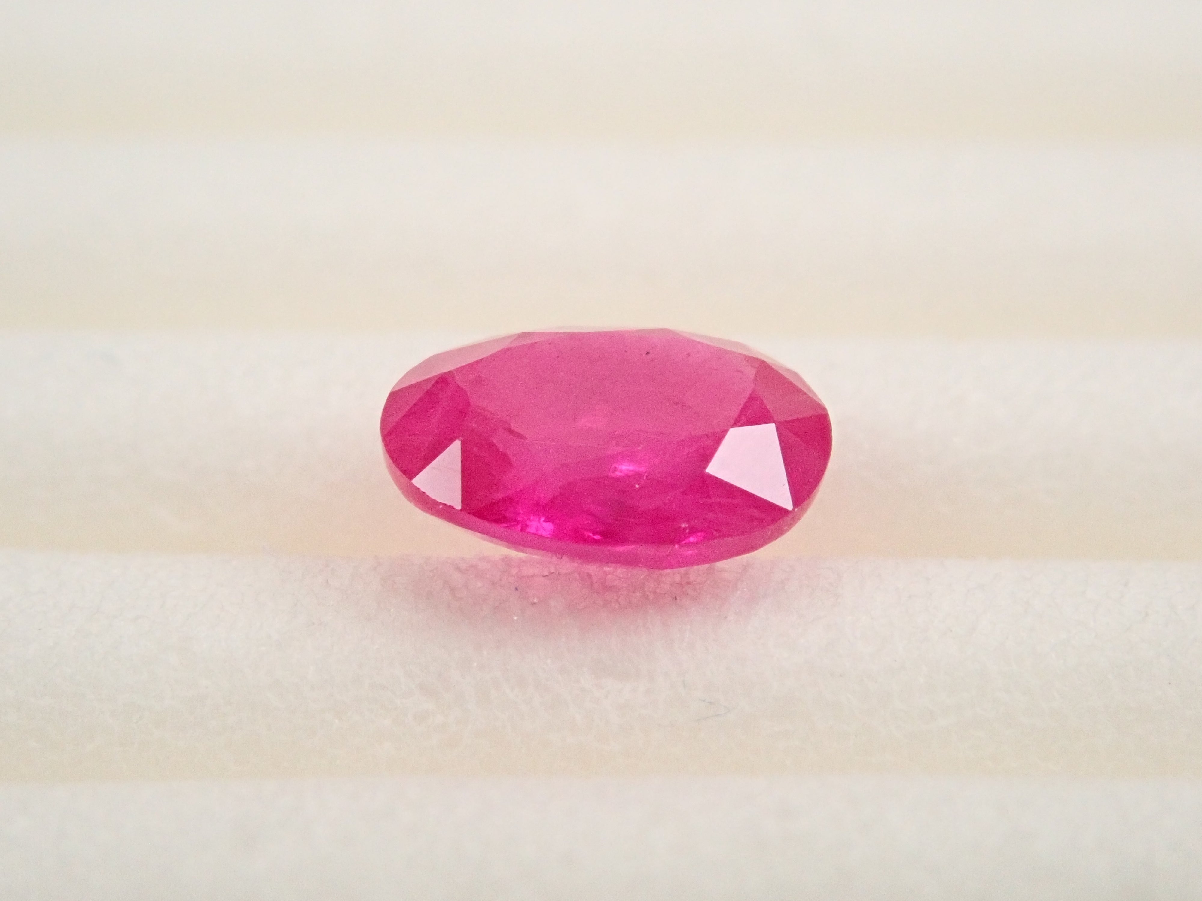 【12/22 22時販売】モザンビーク産ルビー 0.537ctルース