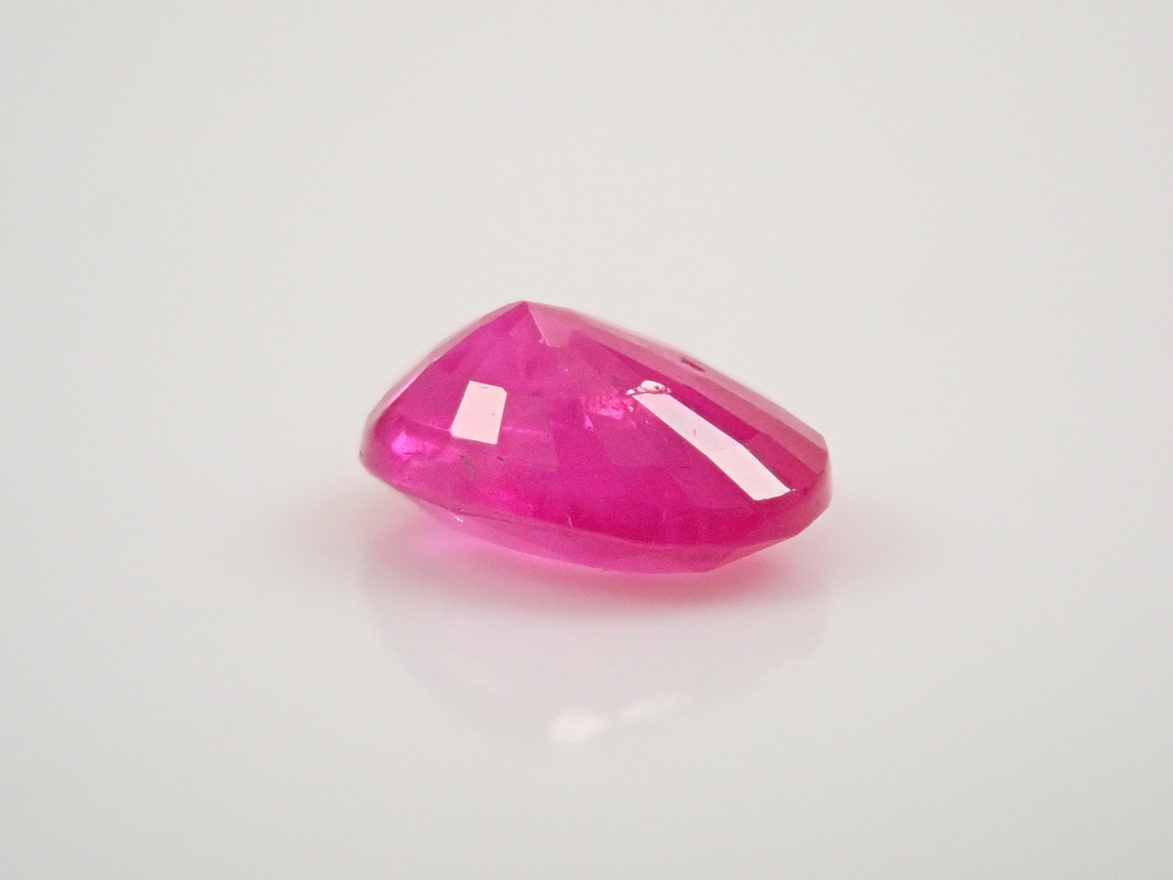 【12/22 22時販売】モザンビーク産ルビー 0.537ctルース